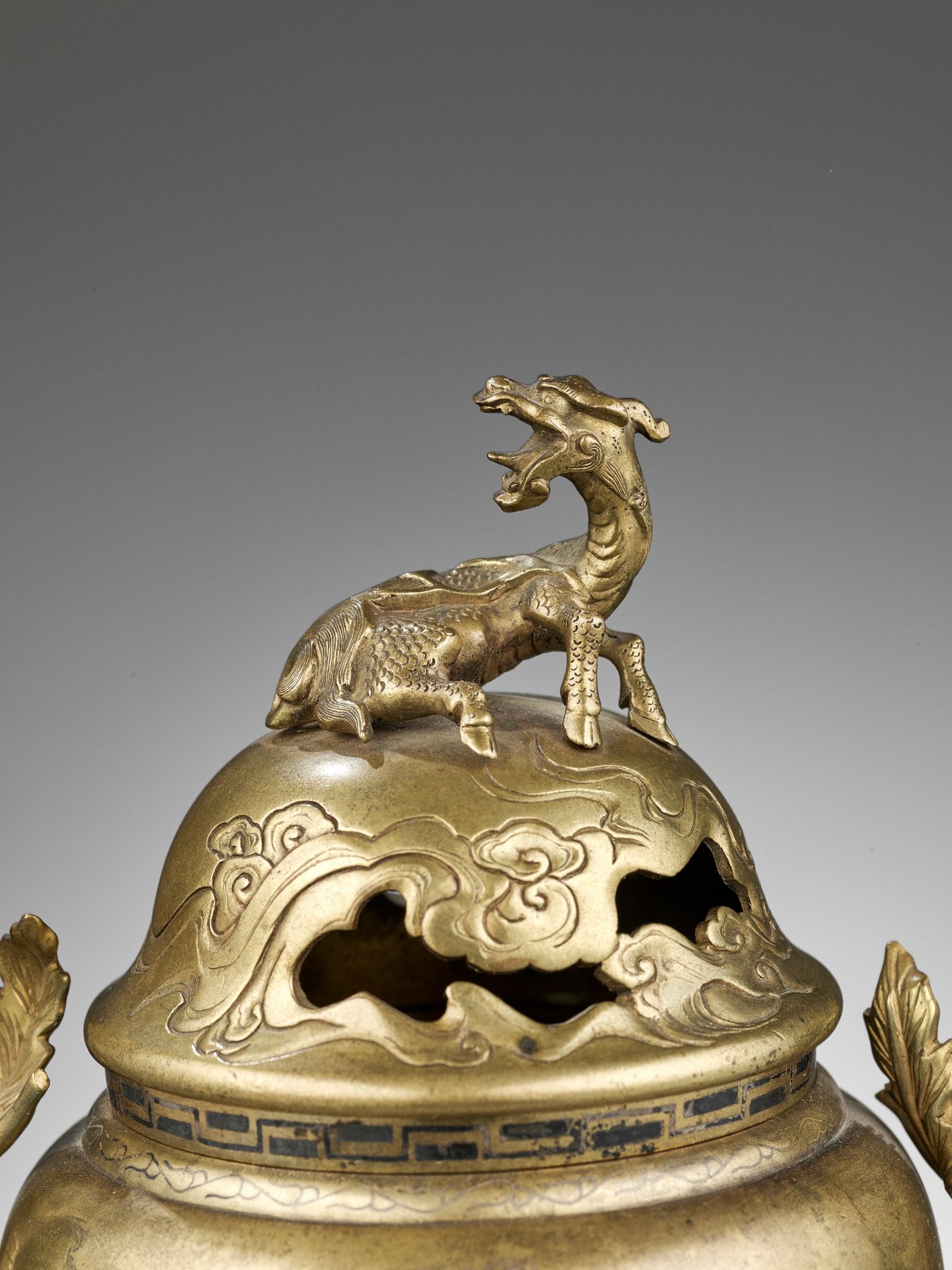 A GILT BRONZE KORO (INCENSE BURNER) - Image 2 of 15