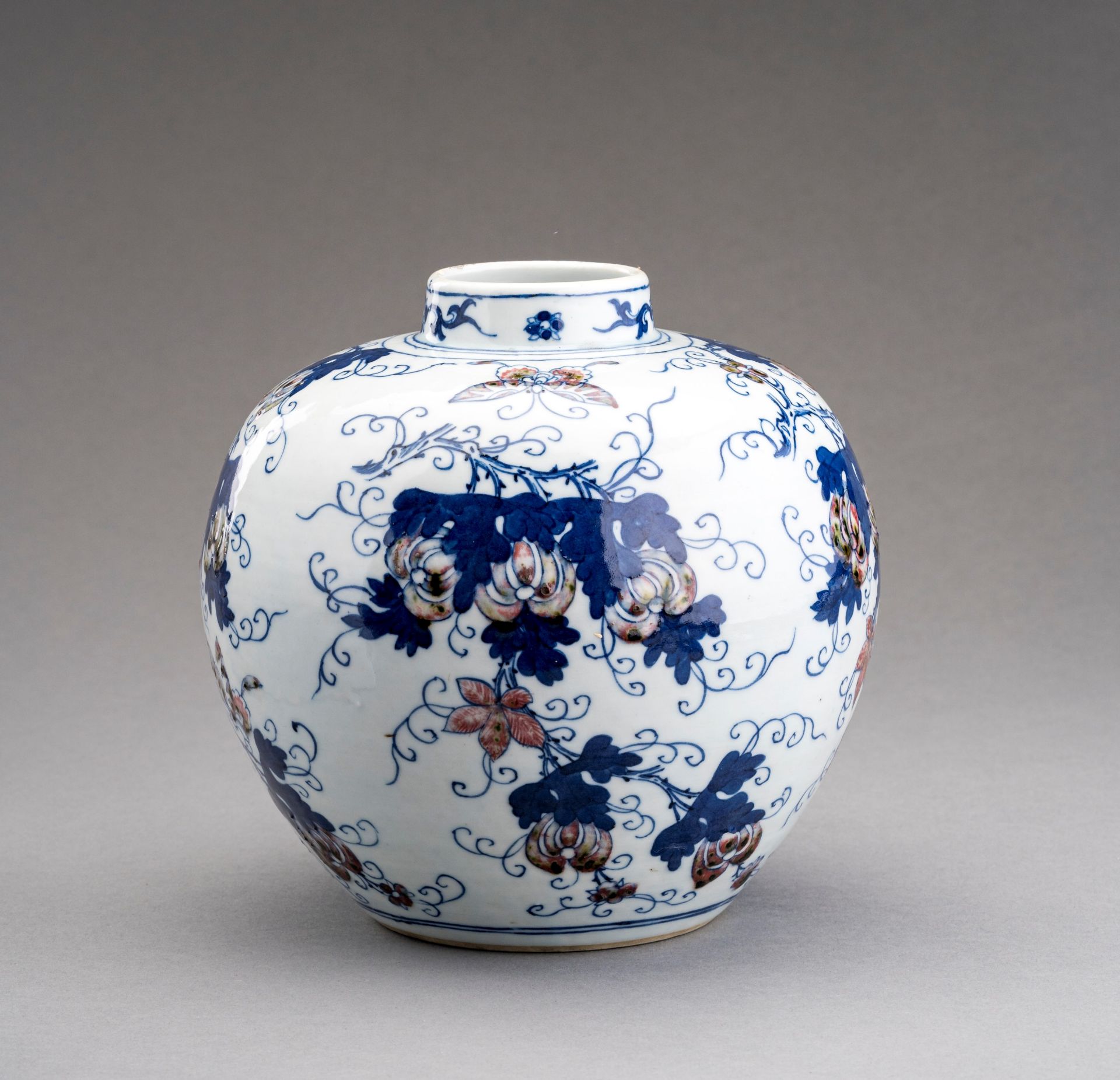 A BLUE AND COPPER RED PORCELAIN GINGER JAR, QING DYNASTY