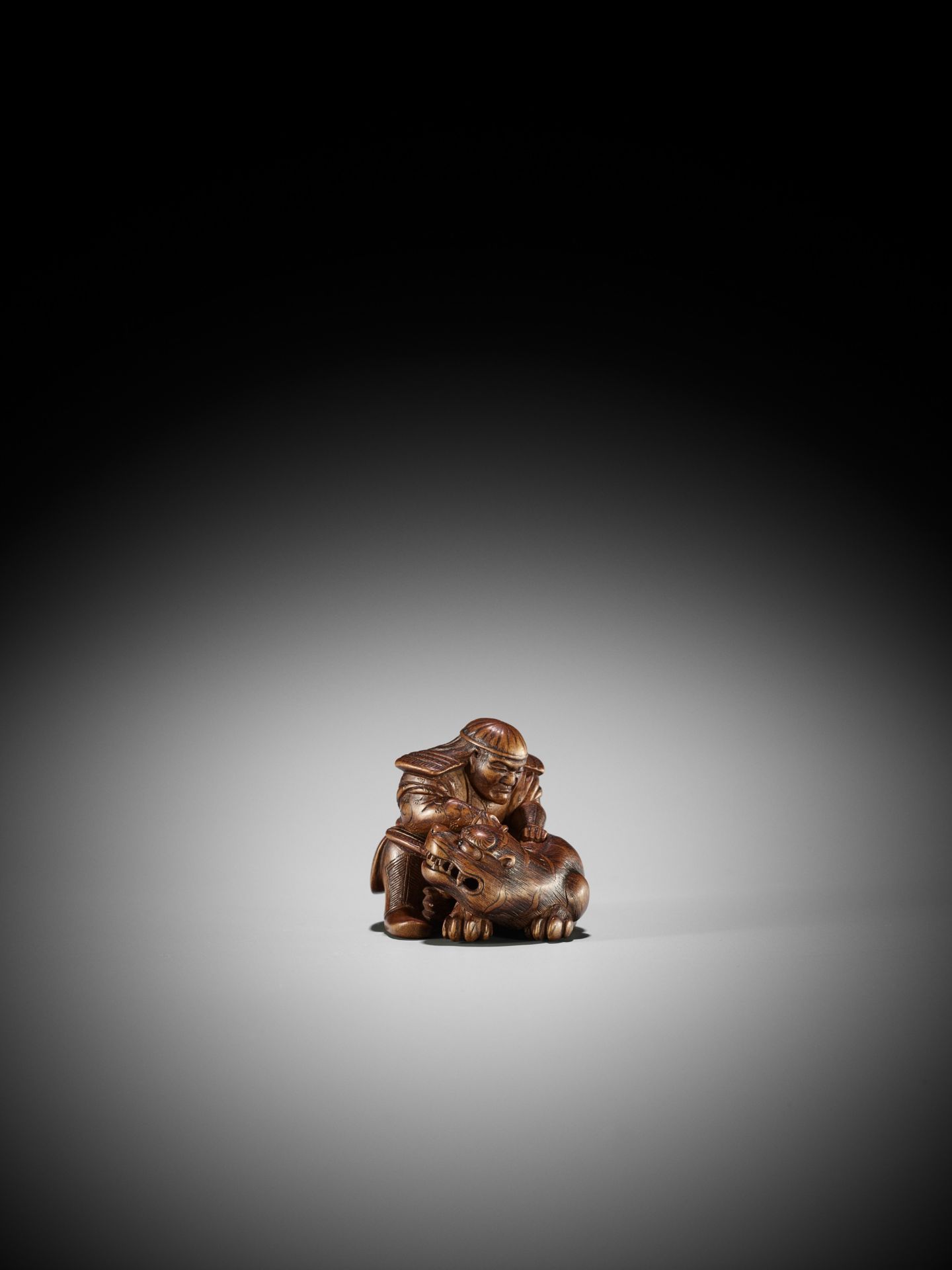 MASAKATA: A FINE AND RARE WOOD NETSUKE OF HADESU SLAYING THE TIGER - Image 8 of 17