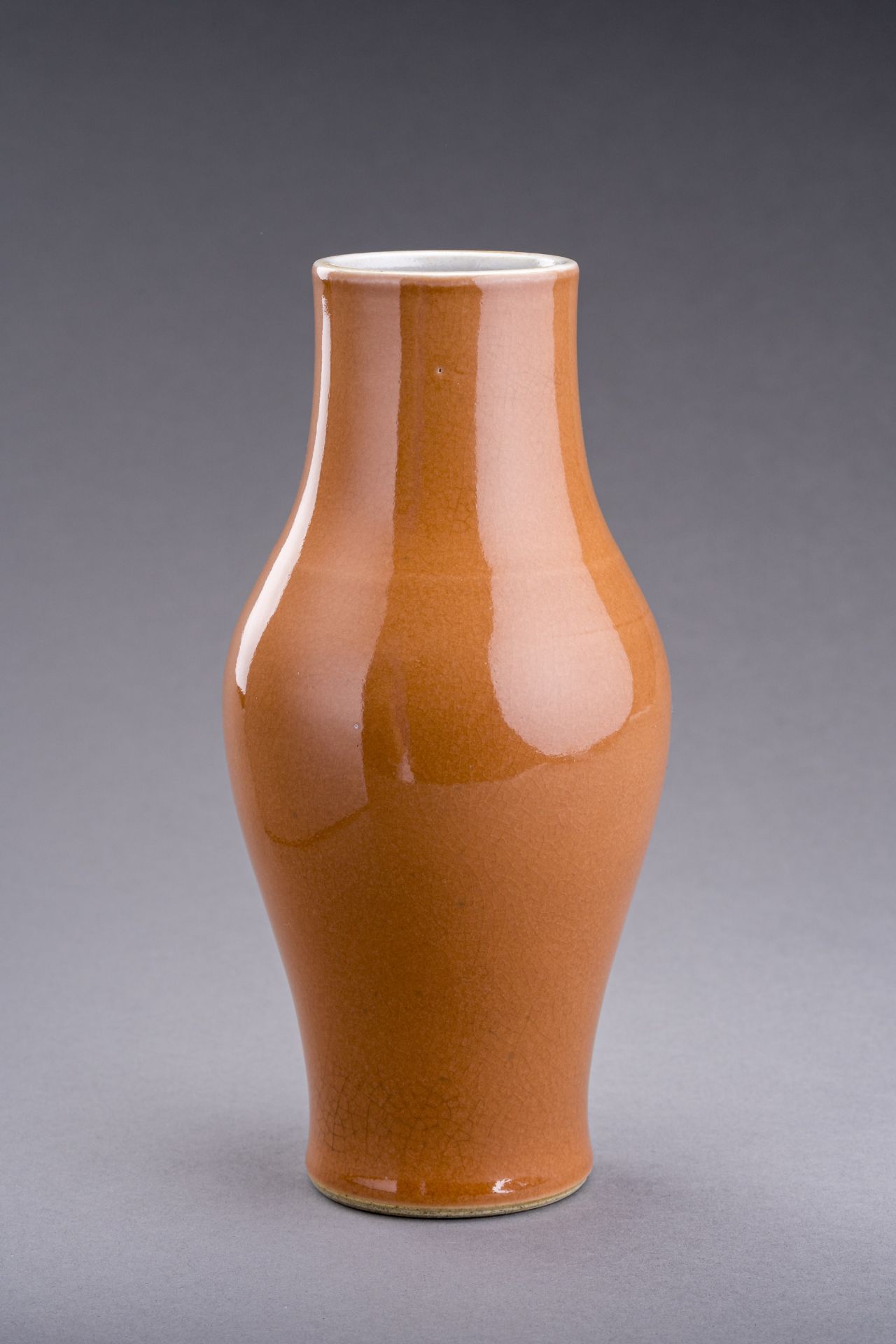 A PALE CORAL GLAZED OLIVE-FORM VASE, QING DYNASTY - Image 3 of 6