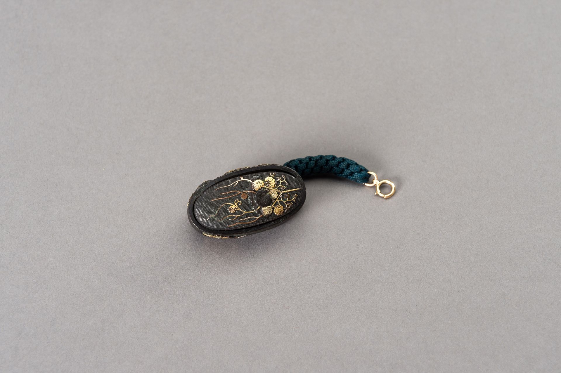 A FINE FUCHI AND KASHIRA WITH BELL FLOWERS - Image 3 of 9