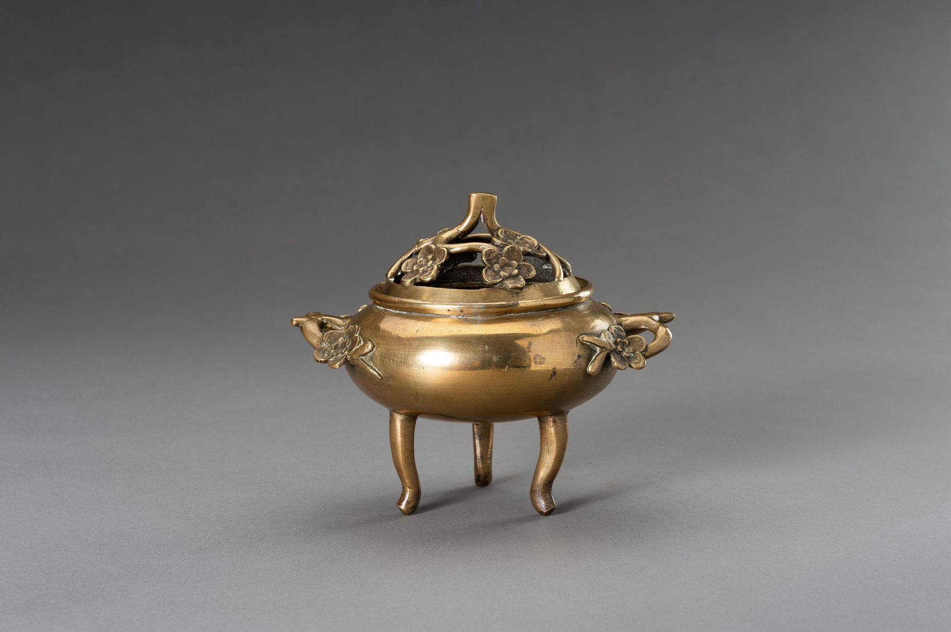 A `CHERRY BLOSSOMS' GILT BRONZE TRIPOD CENSER - Image 3 of 12