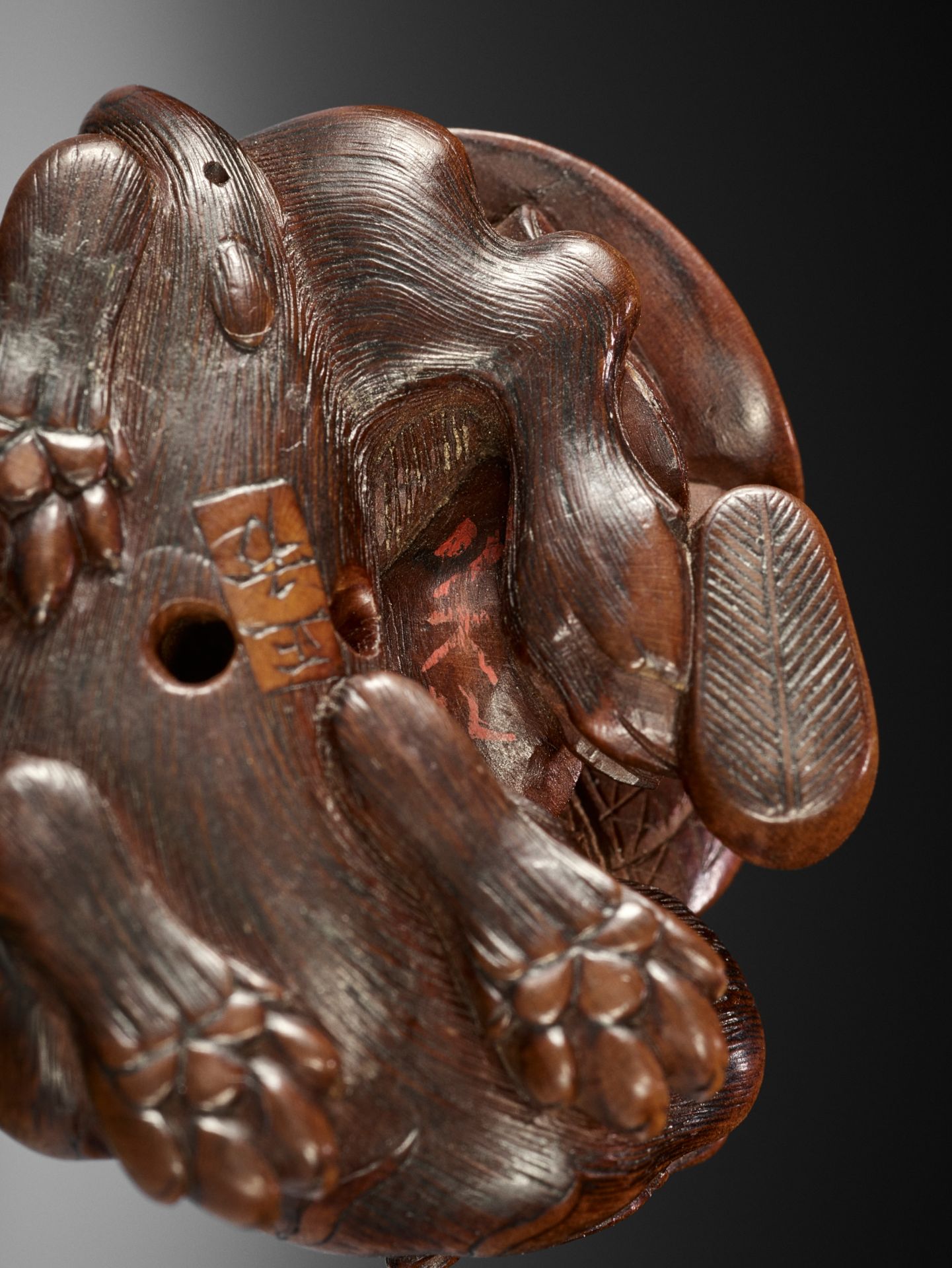 MASAKATA: A FINE AND RARE WOOD NETSUKE OF HADESU SLAYING THE TIGER - Image 16 of 17