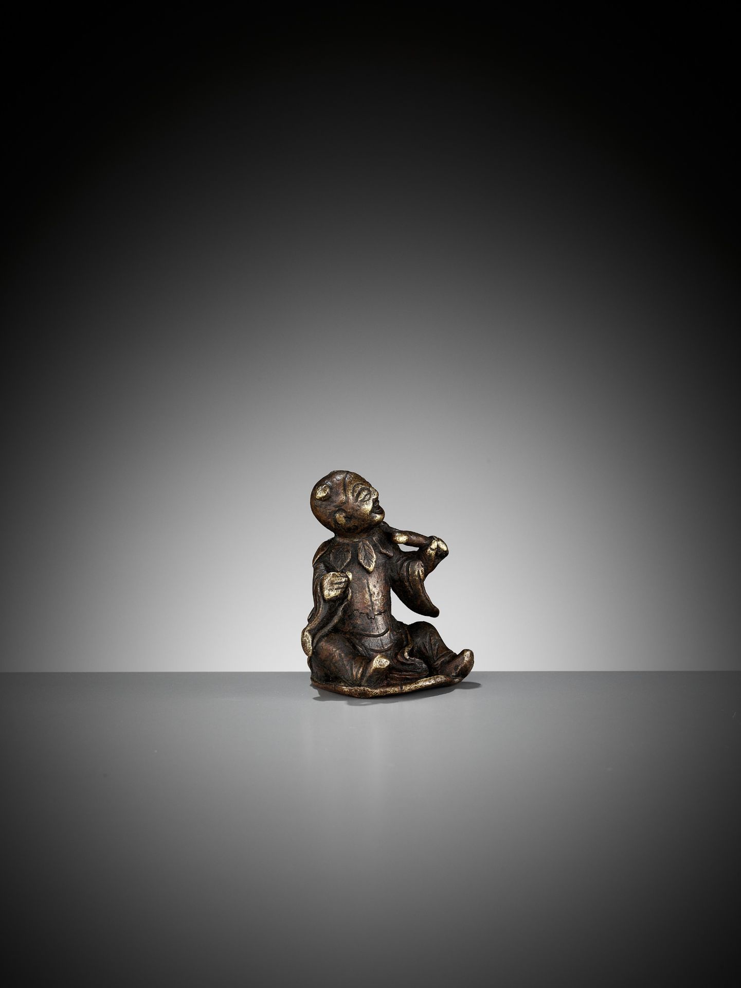 A BRONZE WEIGHT OF AN IMMORTAL, MING DYNASTY - Image 2 of 8