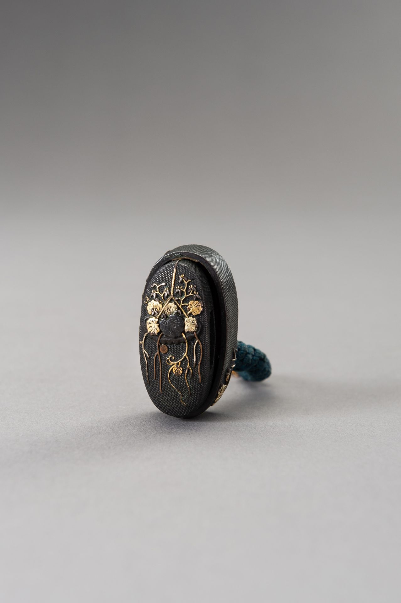 A FINE FUCHI AND KASHIRA WITH BELL FLOWERS - Image 6 of 9