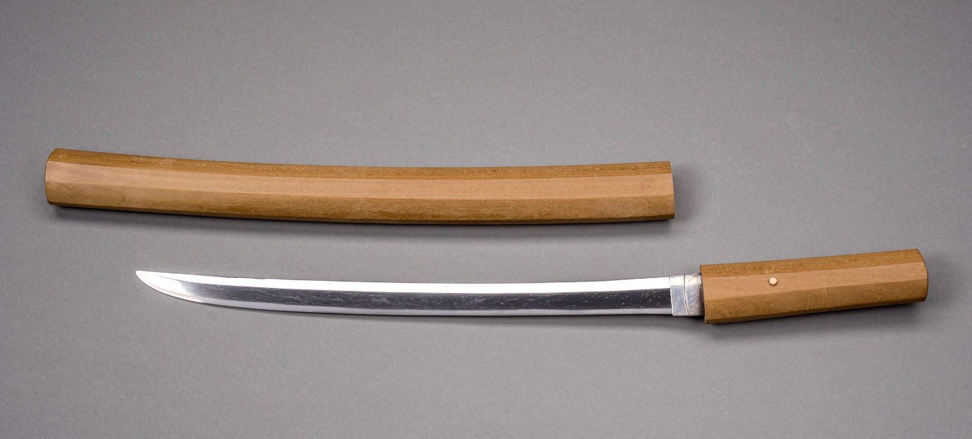 A WAKIZASHI IN SHIRASAYA, EDO