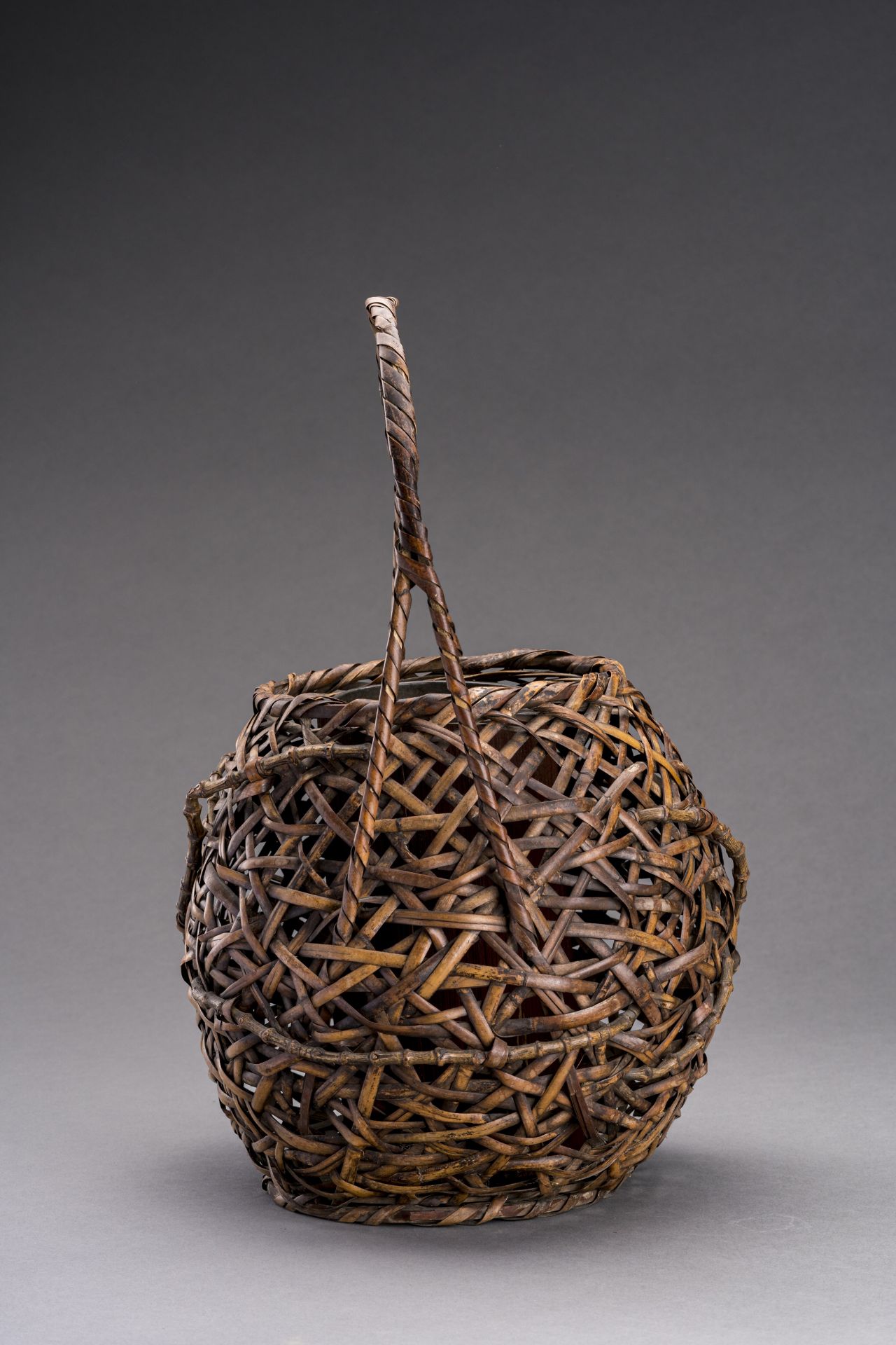 A HANAKAGO, 'IKEBANA' BAMBOO BASKET FOR FLOWER ARRANGEMENTS - Bild 4 aus 7