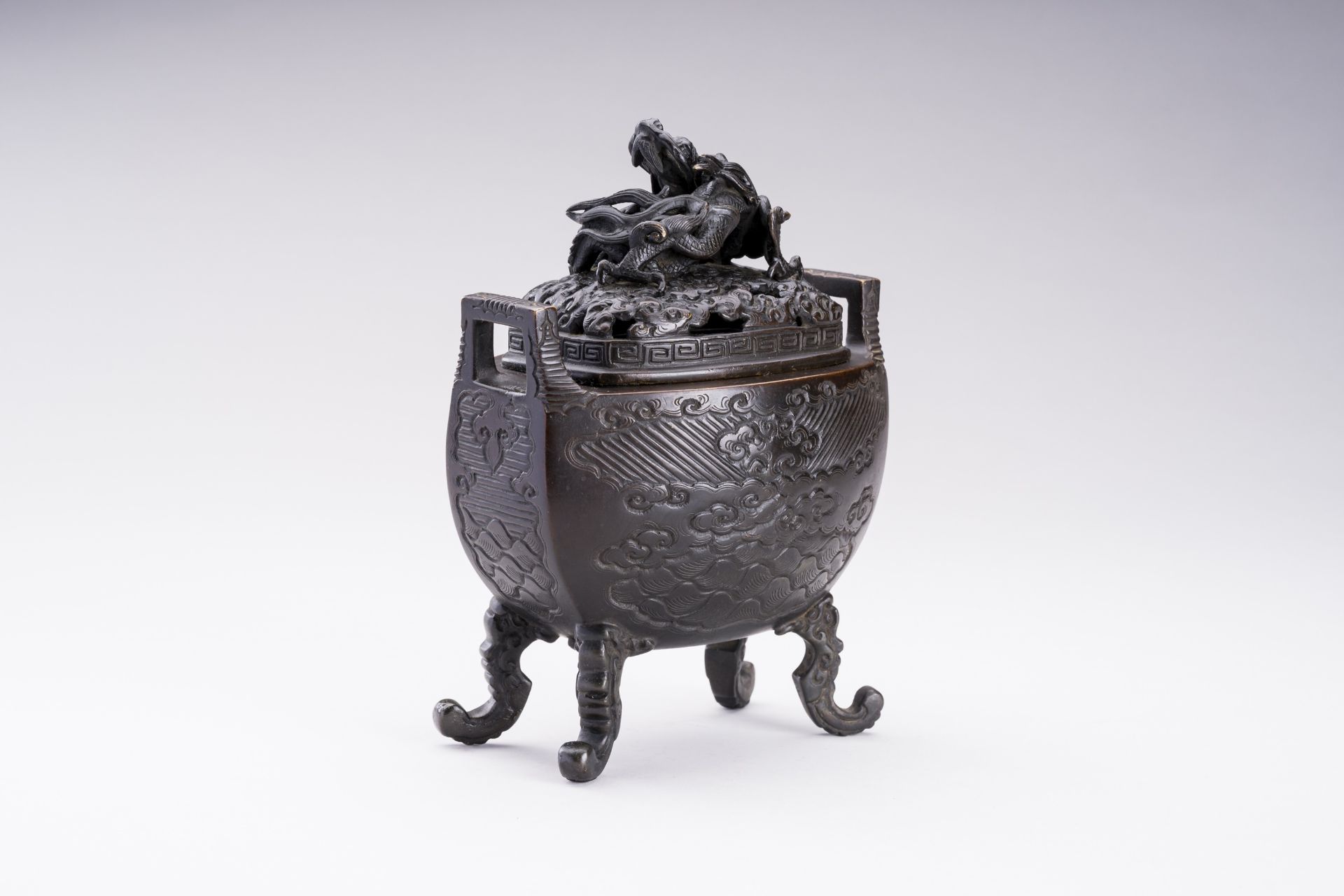 A BRONZE CENSER AND COVER WITH DRAGON, MEIJI - Bild 6 aus 10