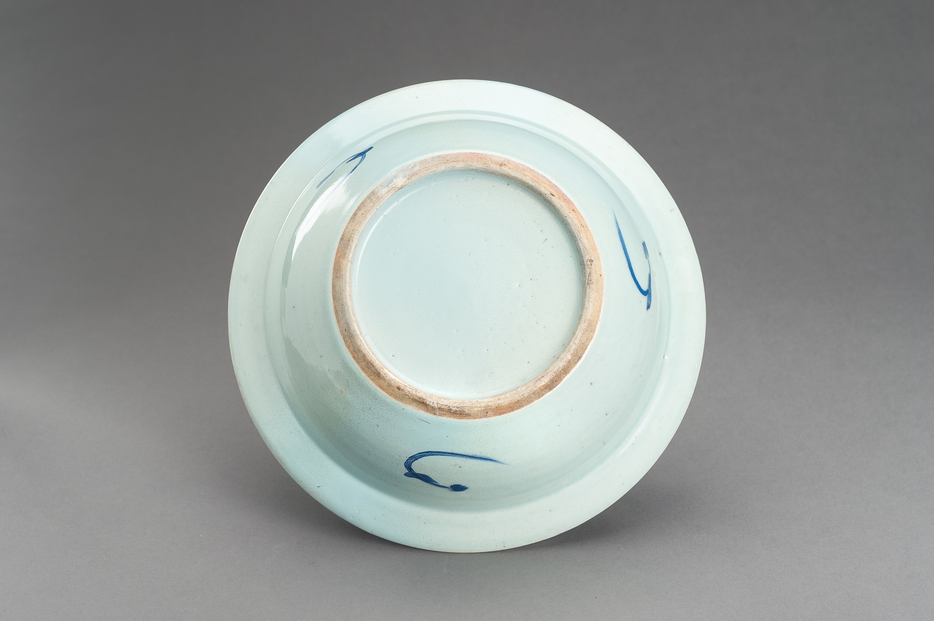 A BLUE AND WHITE ANNAM PORCELAIN BOWL - Image 12 of 12