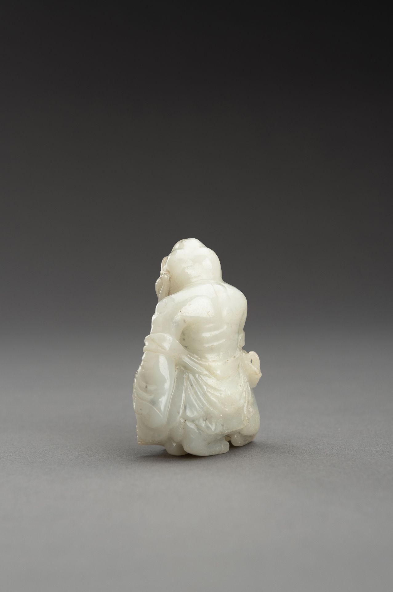 A WHITE JADE GROUP OF A LUOHAN AND DEER - Image 6 of 10