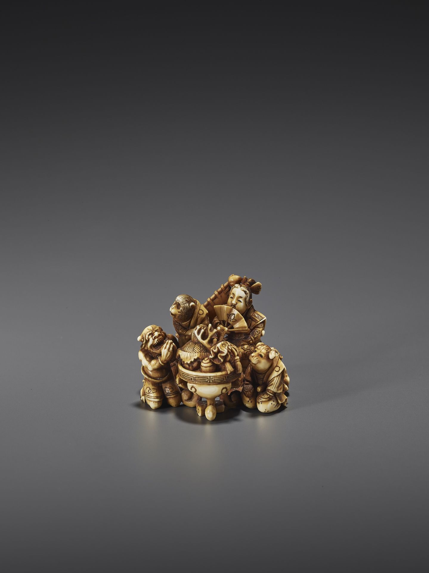 AN IVORY NETSUKE OF THE LEGEND OF MOMOTARO BY MITSUO - Image 3 of 10