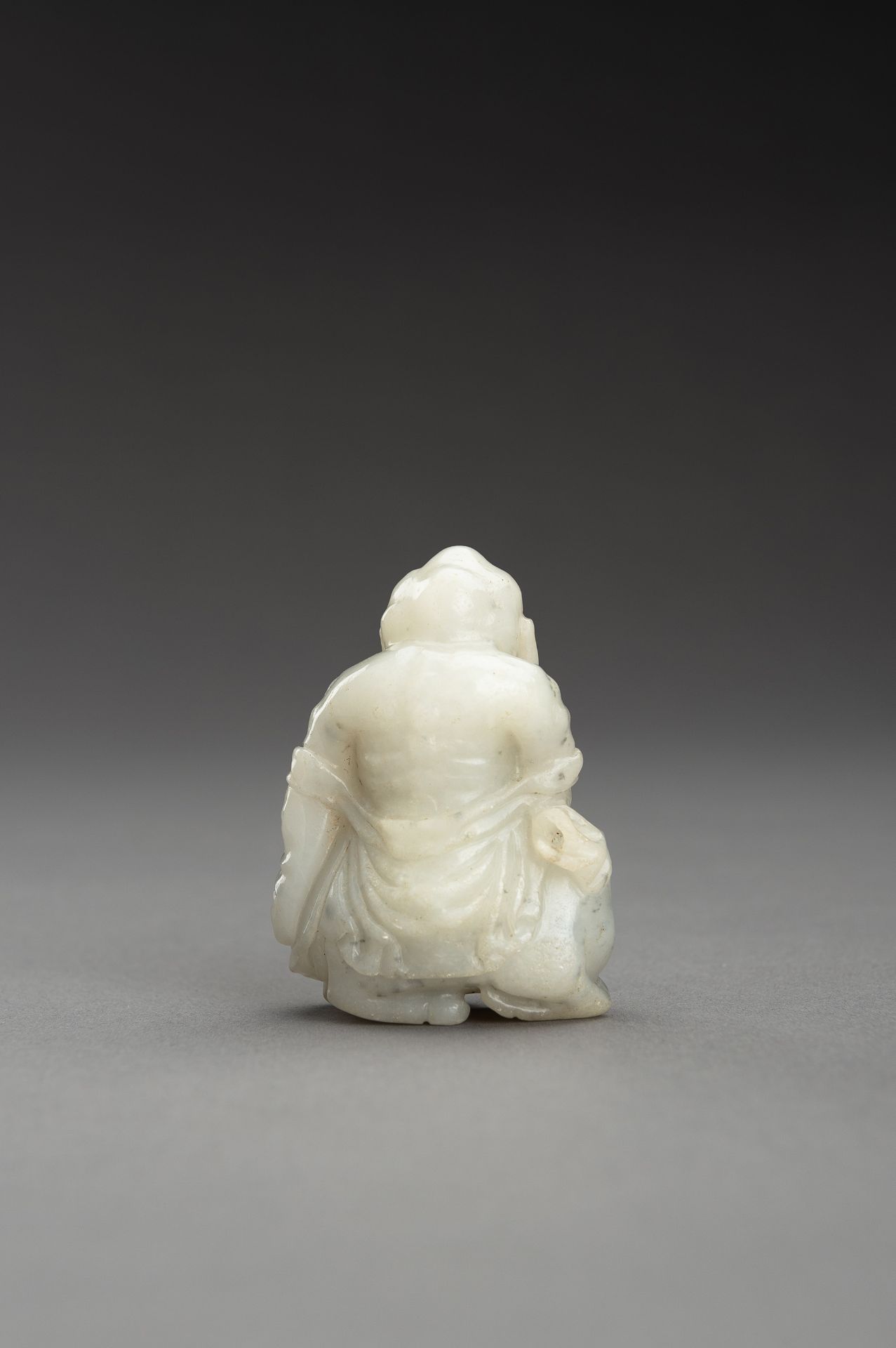 A WHITE JADE GROUP OF A LUOHAN AND DEER - Image 9 of 10