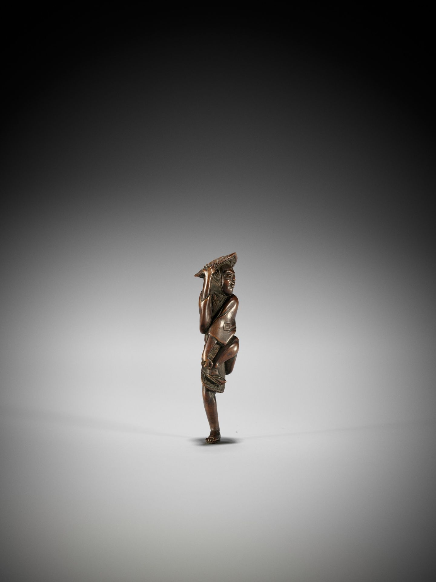 TOMOCHIKA: A SUPERB AND RARE WOOD NETSUKE OF A SPARROW DANCER (SUZUME ODORI) - Image 6 of 15