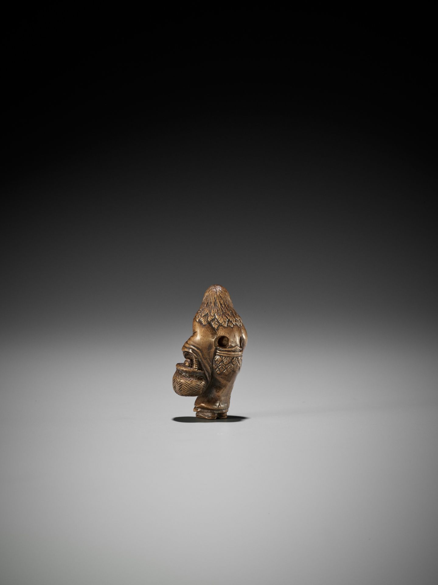 ENSAI: A VERY RARE WOOD NETSUKE OF TSURU SENNIN - Image 6 of 10