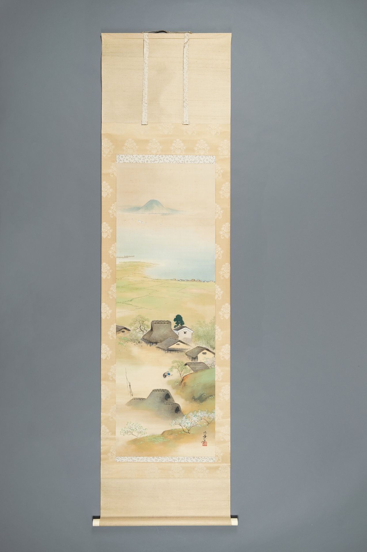 A SCROLL PAINTING DEPICTING A FARMER'S VILLAGE AND MOUNT FUJI - Image 2 of 12