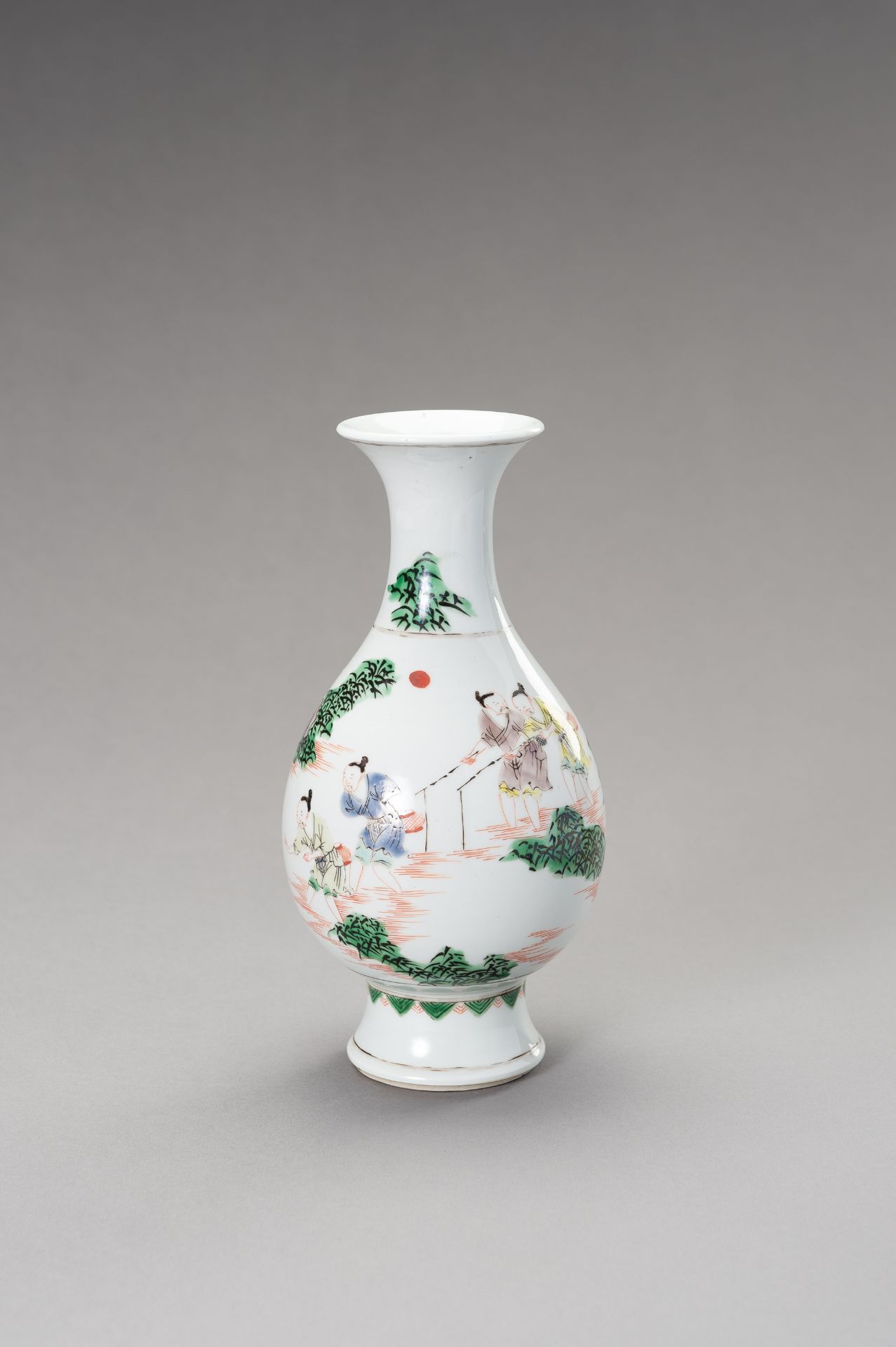 A FAMILLE VERTE VASE, YUHUCHUNPING, LATE QING DYNASTY - Bild 6 aus 10