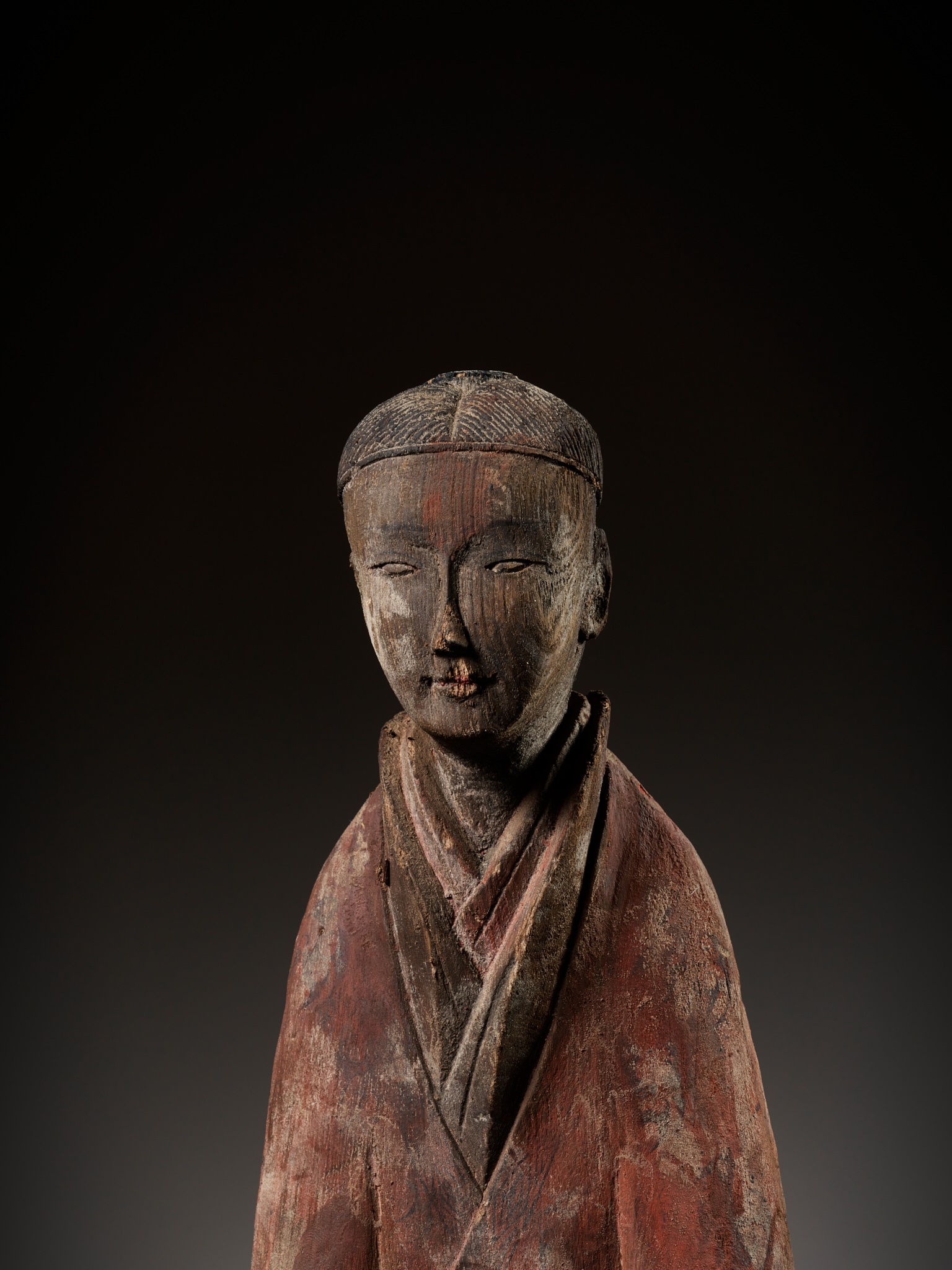 A PAINTED WOOD FIGURE OF A COURT LADY, WARRING STATES PERIOD TO WESTERN HAN DYNASTY - Image 2 of 18