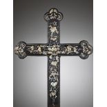 A MOTHER-OF-PEARL-INLAID ROSEWOOD APOSTLE CROSS, 17TH-18TH CENTURY