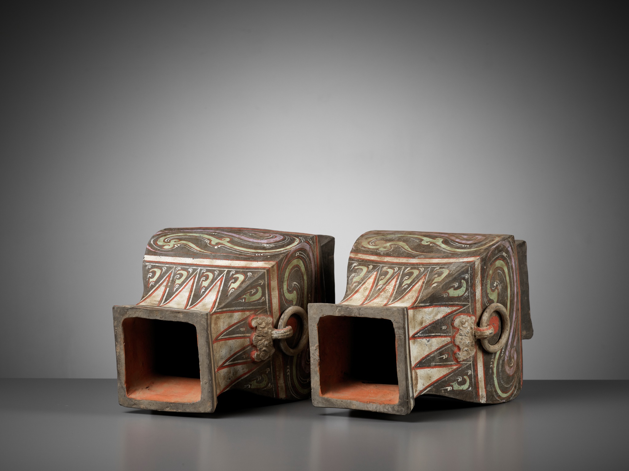 A PAIR OF LARGE PAINTED POTTERY SQUARE VASES AND COVERS, FANGHU, HAN DYNASTY - Image 17 of 19