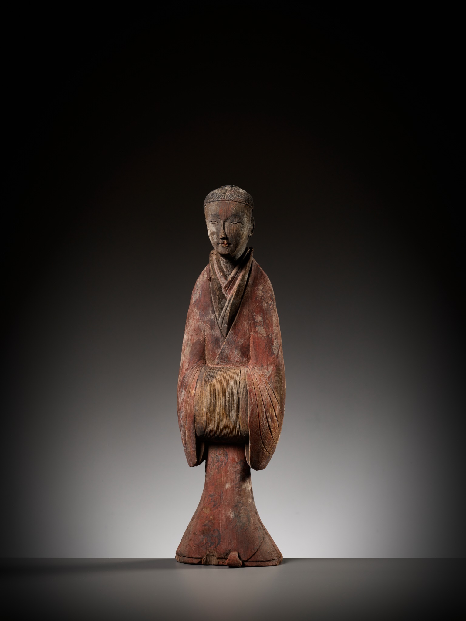 A PAINTED WOOD FIGURE OF A COURT LADY, WARRING STATES PERIOD TO WESTERN HAN DYNASTY - Image 3 of 18