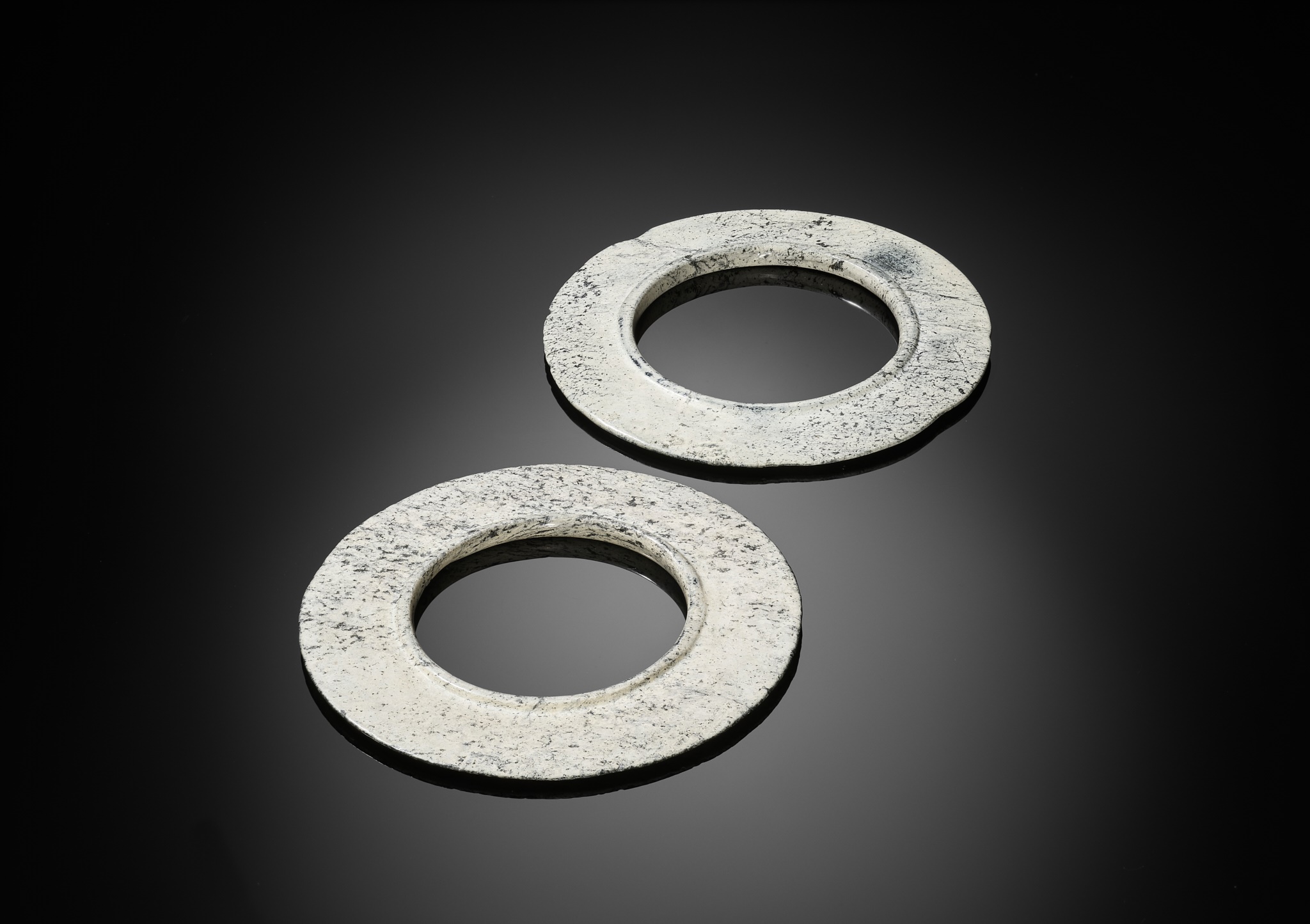 A PAIR OF DARK GREEN JADE COLLARED DISCS, BI, LATE SHANG DYNASTY - Image 12 of 13