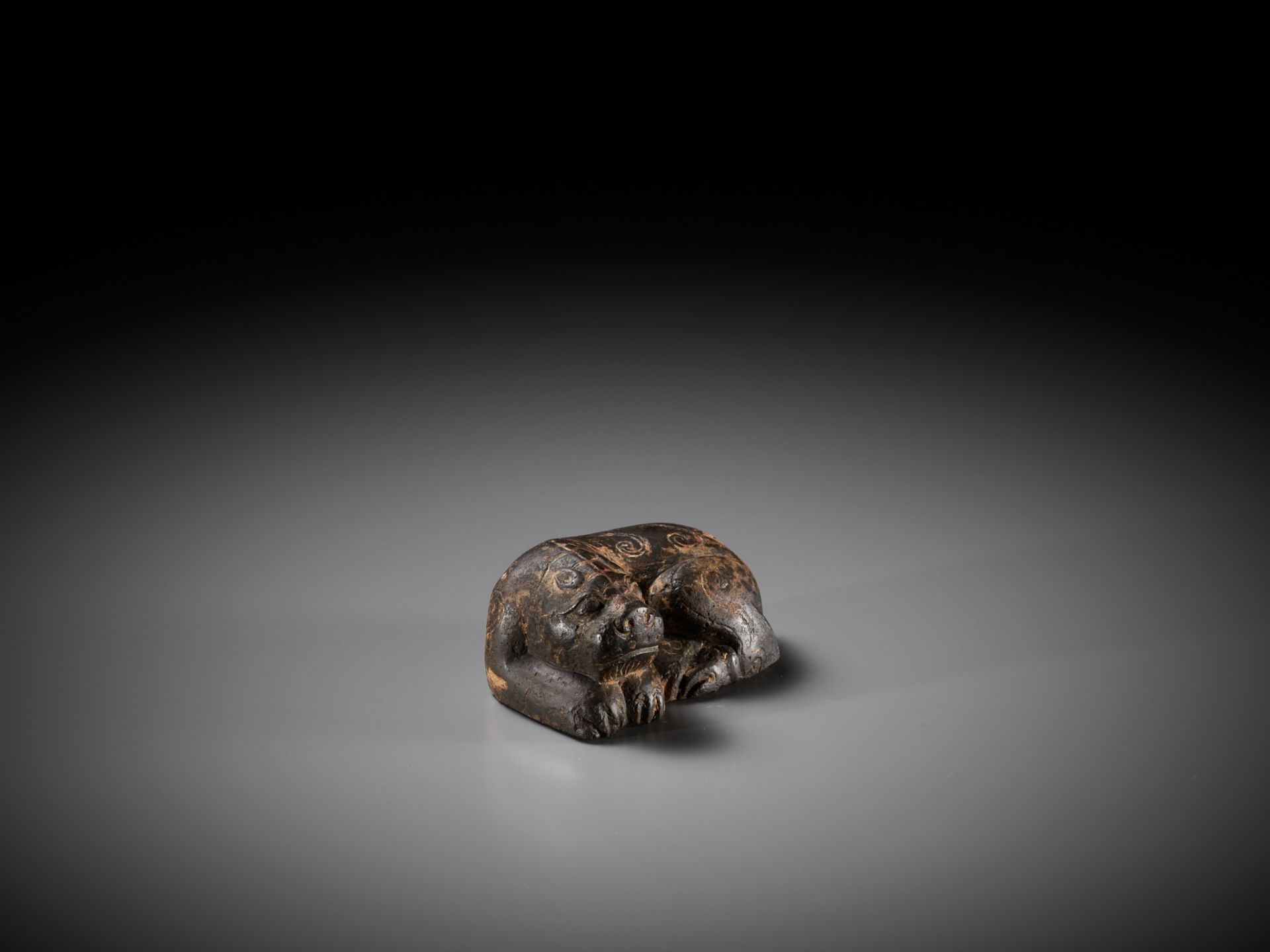 A LIMESTONE 'LION' MAT WEIGHT, HAN DYNASTY - Image 11 of 12