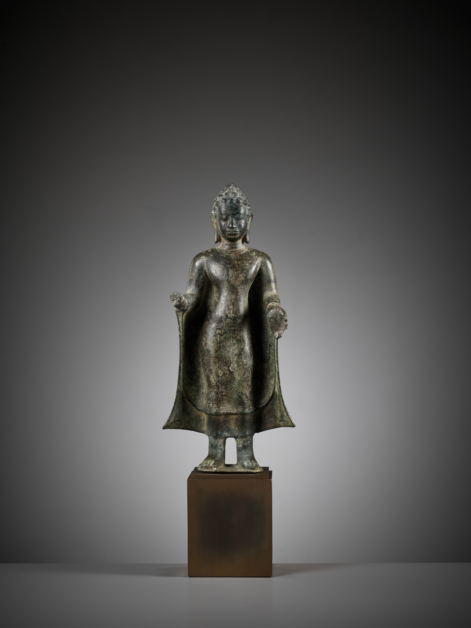 A RARE BRONZE FIGURE OF BUDDHA, MON DVARAVATI PERIOD - Image 11 of 12