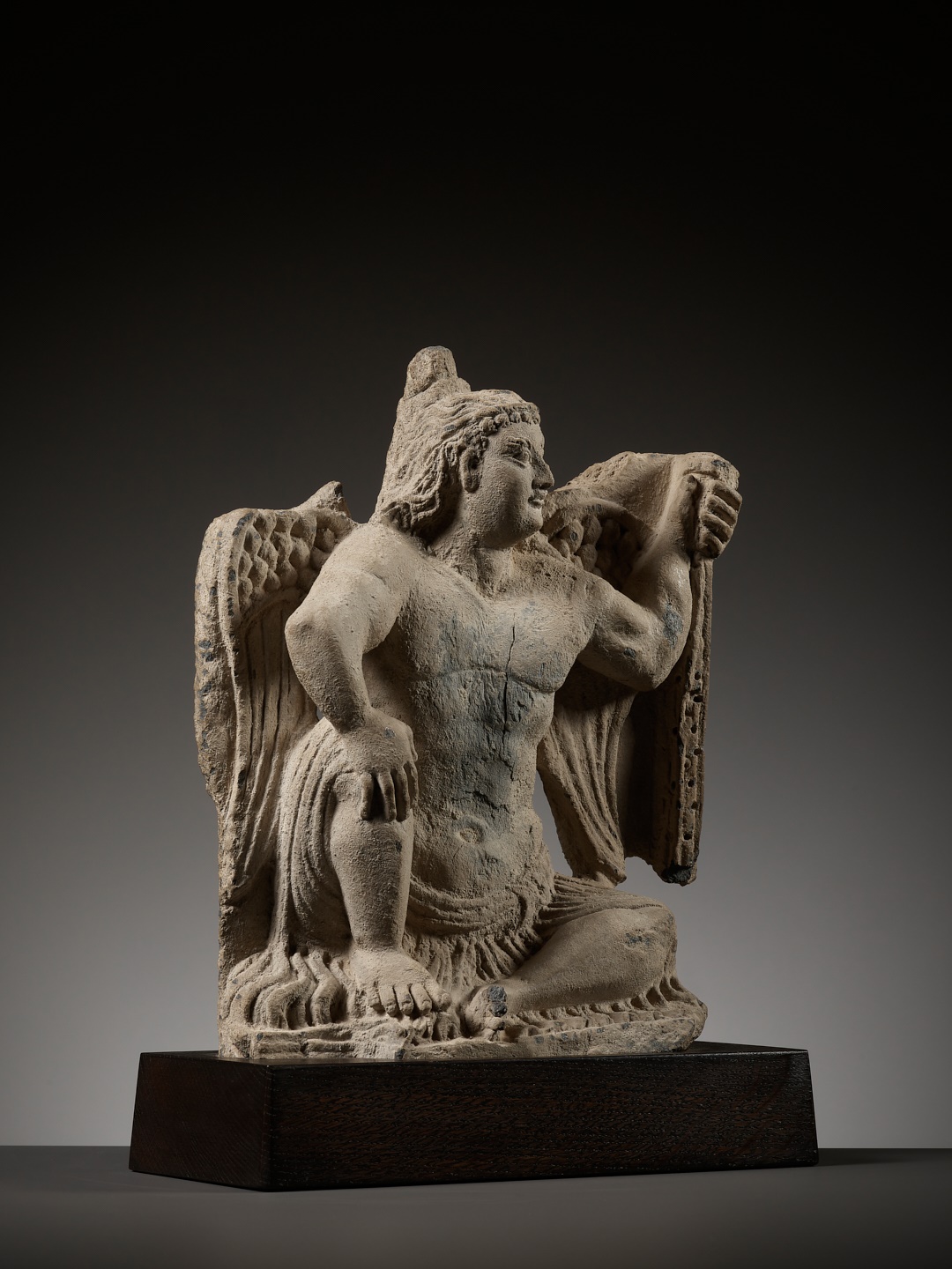 A GRAY SCHIST FIGURE OF A WINGED ATLAS, ANCIENT REGION OF GANDHARA, 3RD - 4TH CENTURY - Image 10 of 10