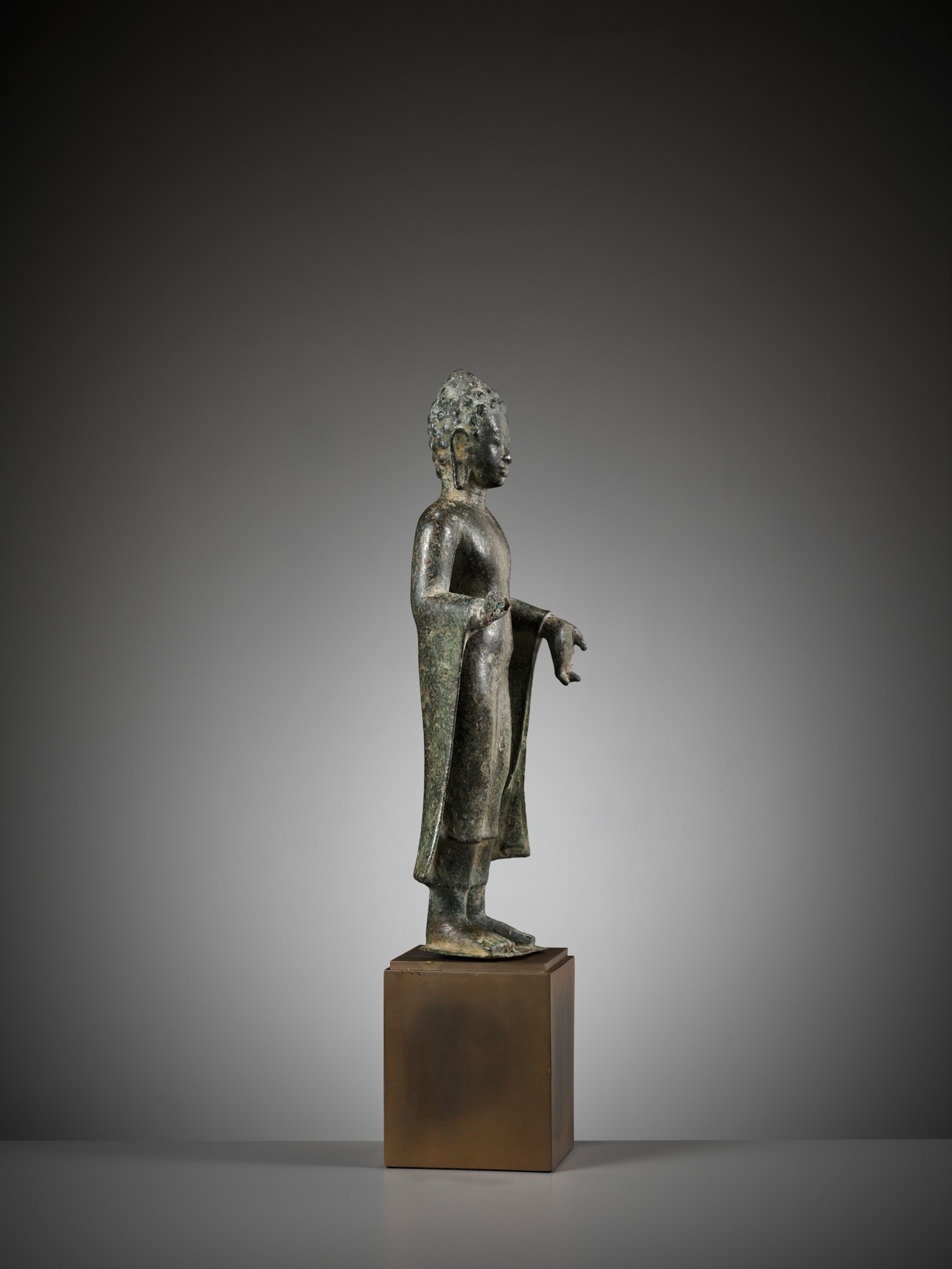 A RARE BRONZE FIGURE OF BUDDHA, MON DVARAVATI PERIOD - Image 8 of 12