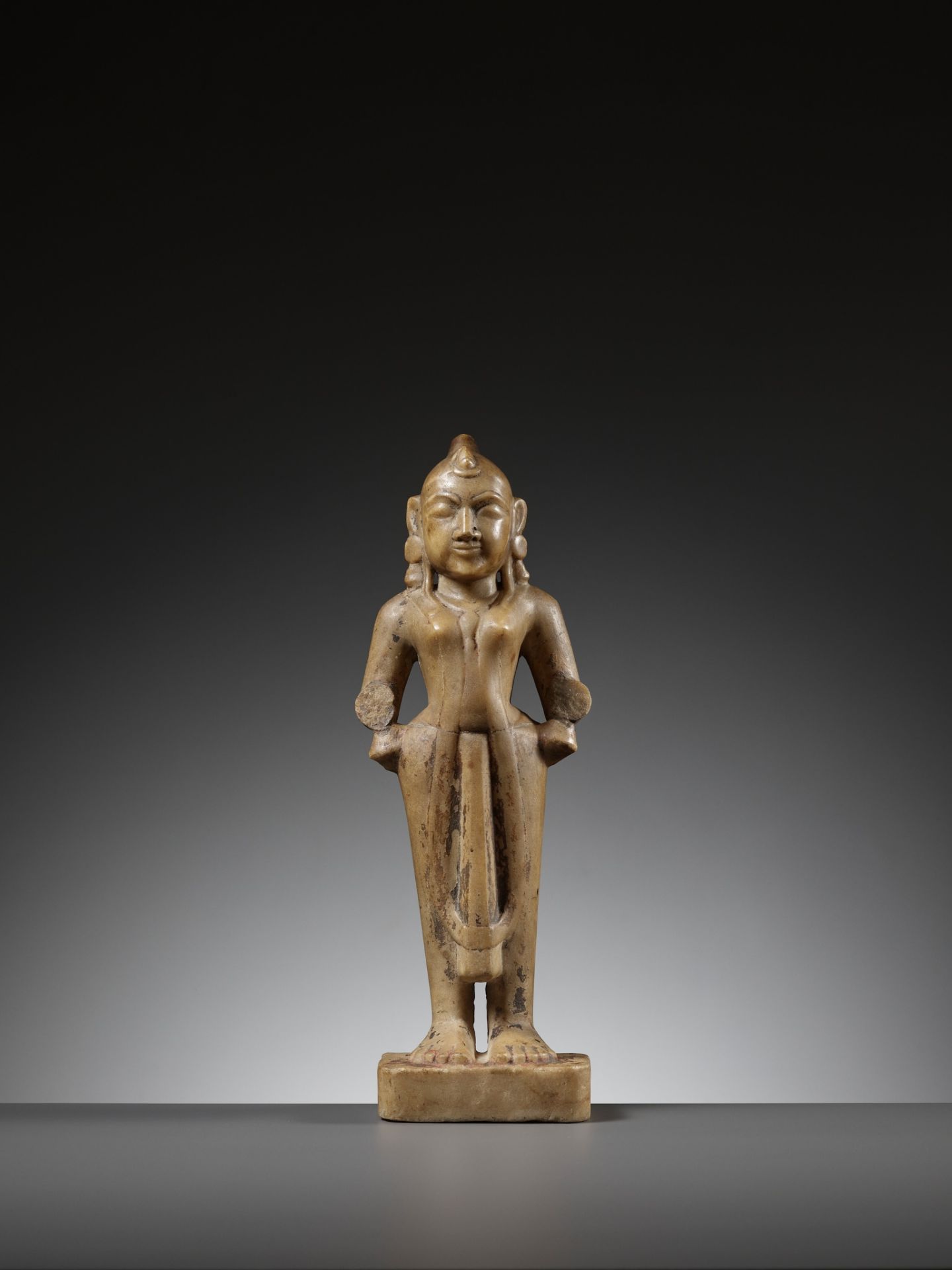 A MARBLE FIGURE OF RADHA, WESTERN INDIA, GUJARAT, 13TH-15TH CENTURY - Image 3 of 13