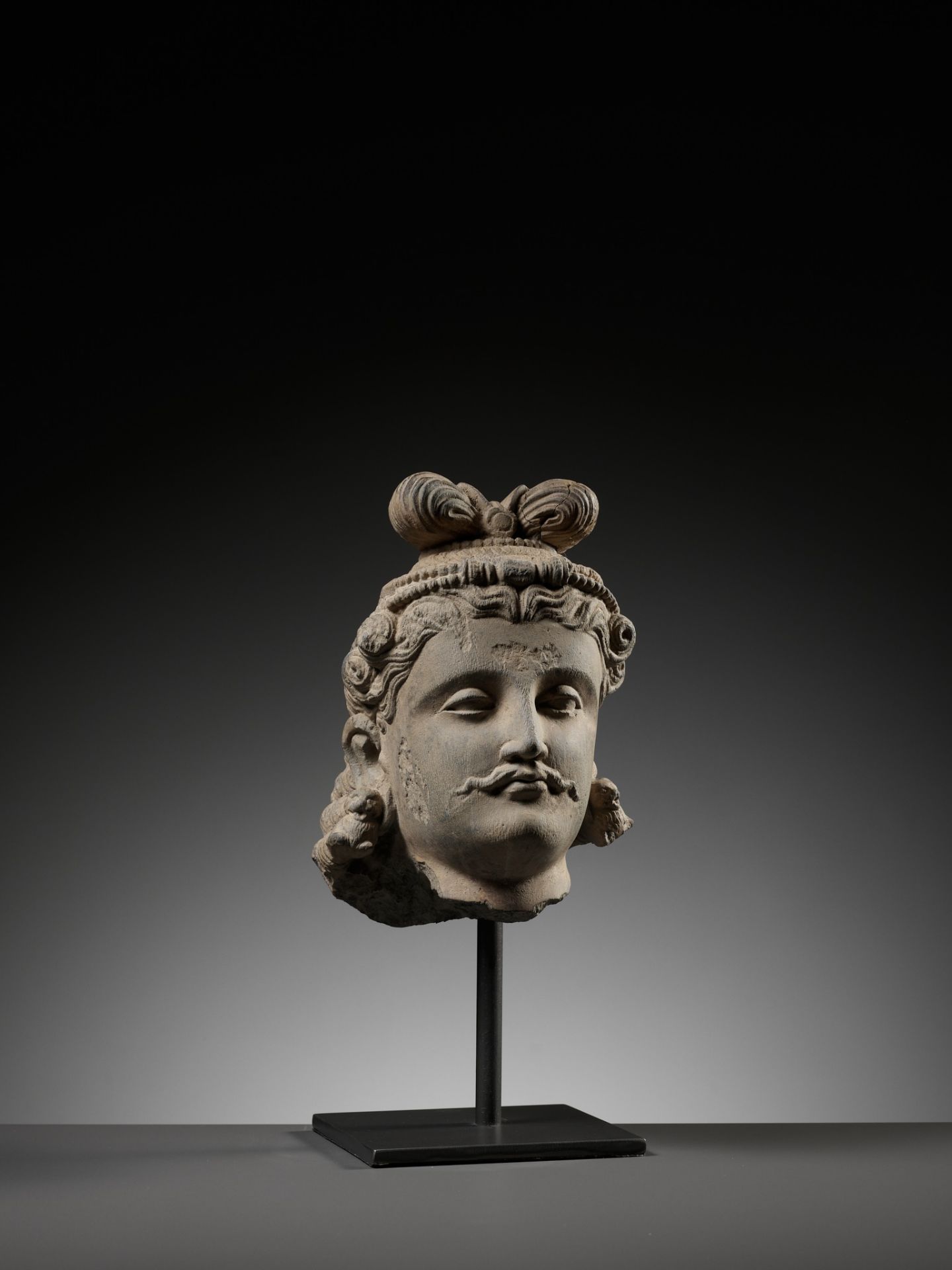 AN IMPORTANT SCHIST HEAD OF MAITREYA, ANCIENT REGION OF GANDHARA, 2ND-3RD CENTURY - Image 11 of 13