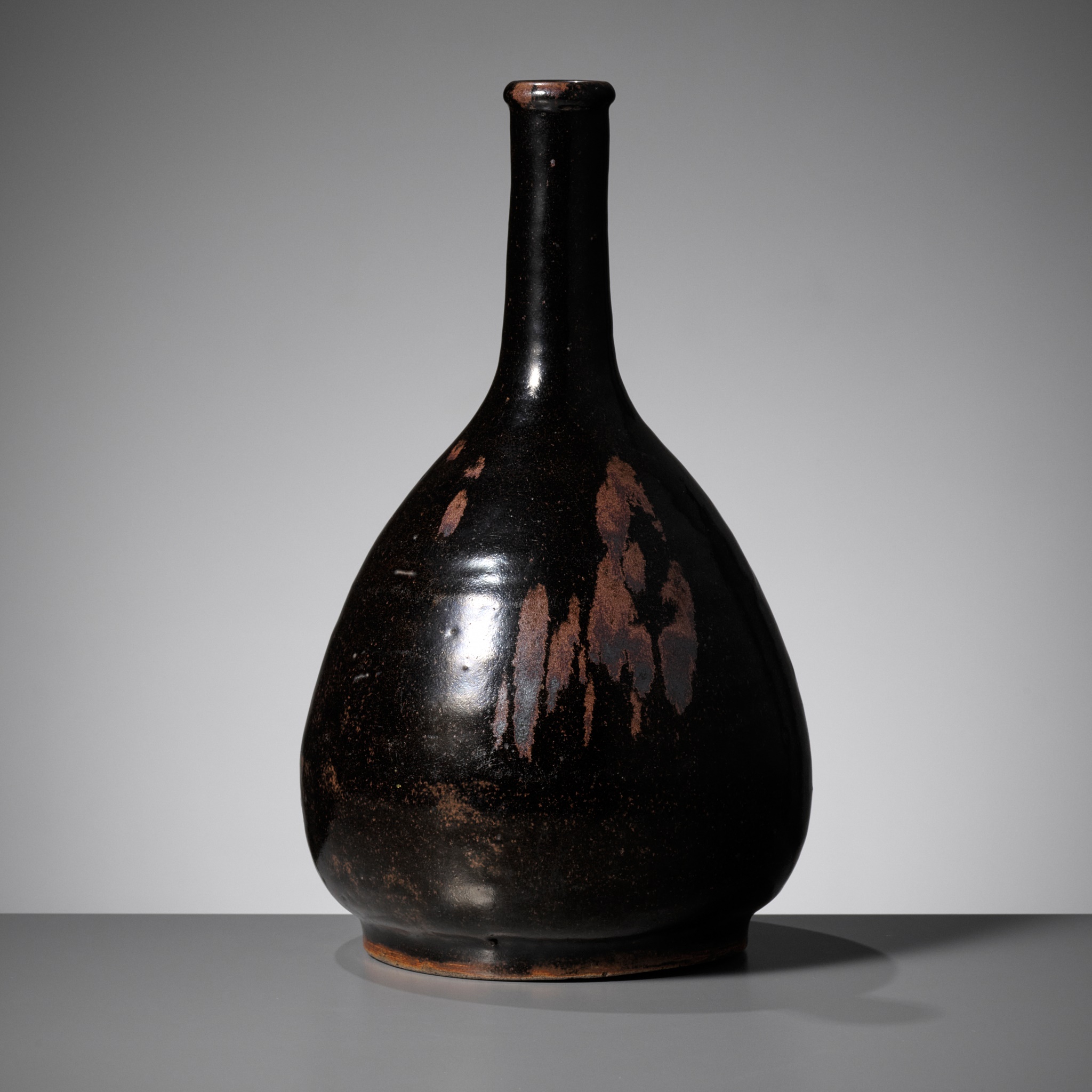 A HENAN BOTTLE VASE, SONG OR JIN DYNASTY