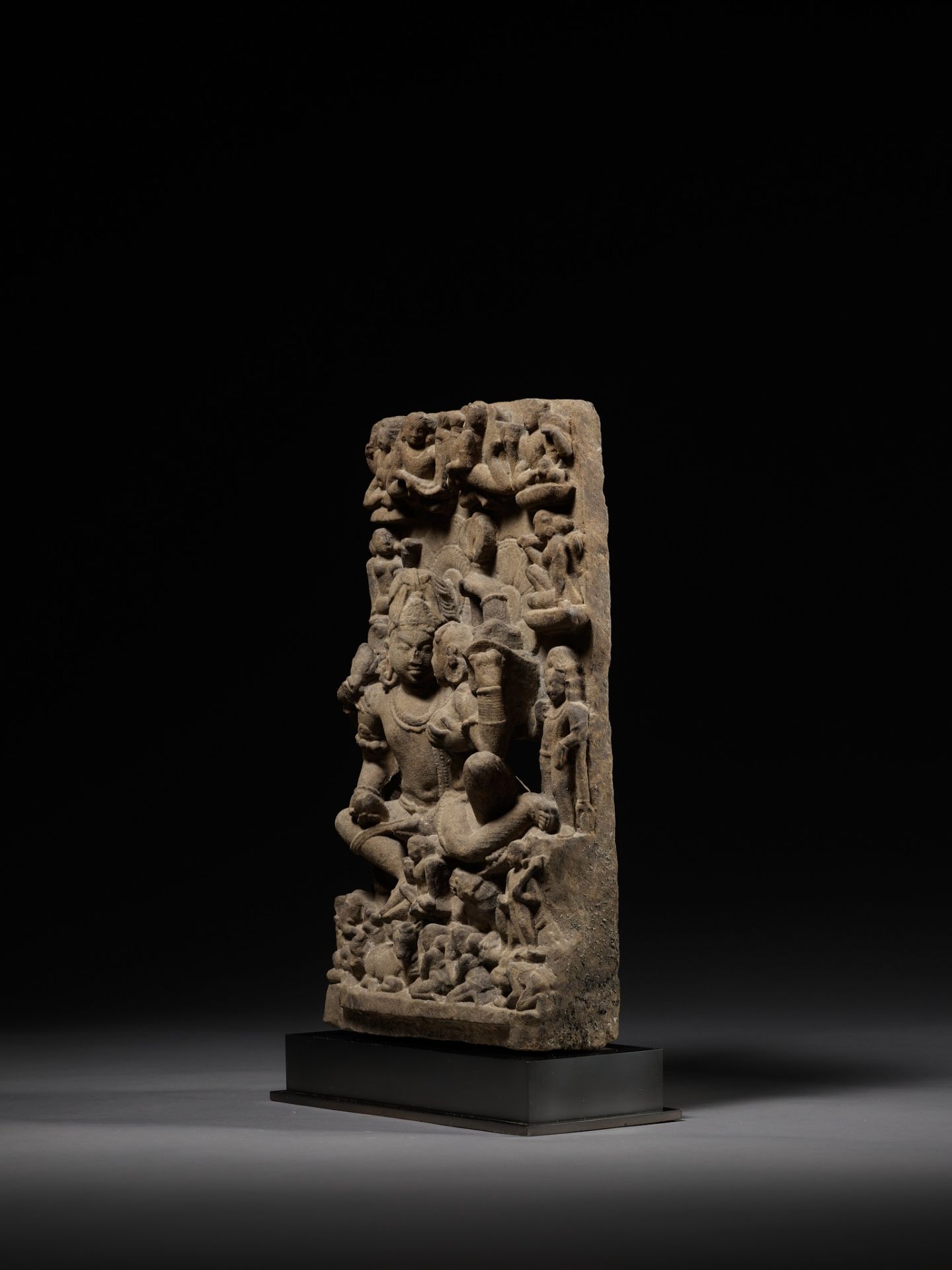 A SANDSTONE STELE OF UMA MAHESHVARA, CENTRAL INDIA, 11TH-12TH CENTURY - Image 9 of 13
