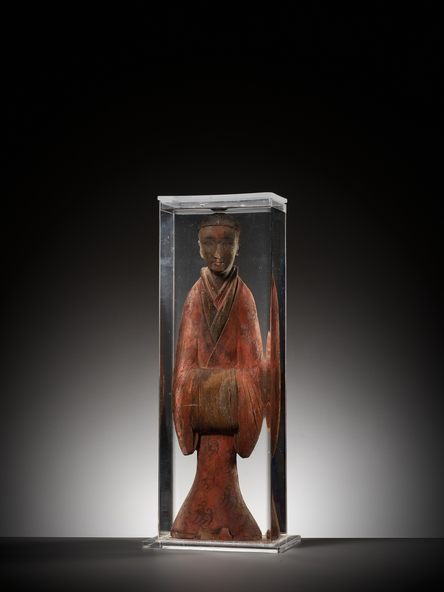 A PAINTED WOOD FIGURE OF A COURT LADY, WARRING STATES PERIOD TO WESTERN HAN DYNASTY - Image 16 of 18