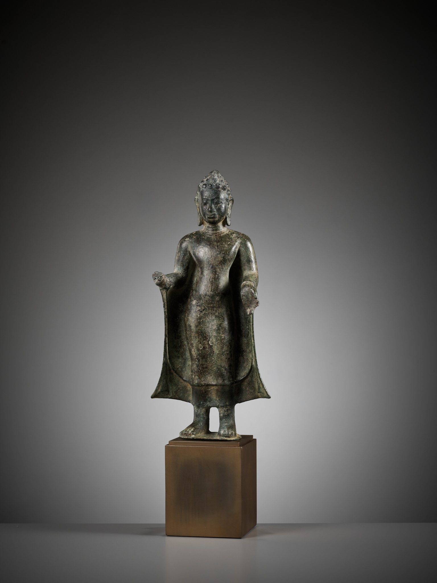 A RARE BRONZE FIGURE OF BUDDHA, MON DVARAVATI PERIOD - Image 2 of 12