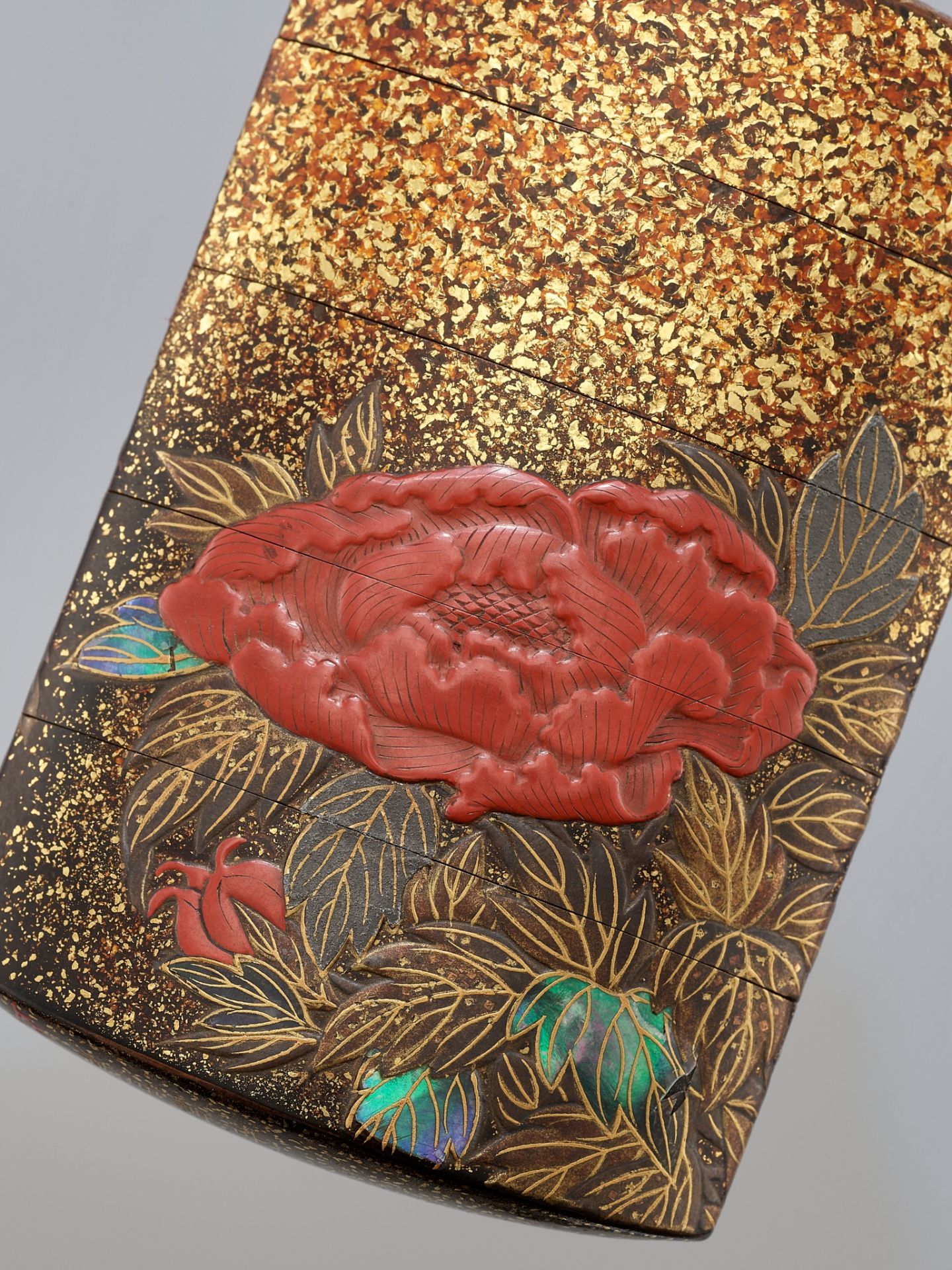 KOMA KORYU: A FINE LACQUER FOUR-CASE INRO WITH PEONIES - Image 5 of 7