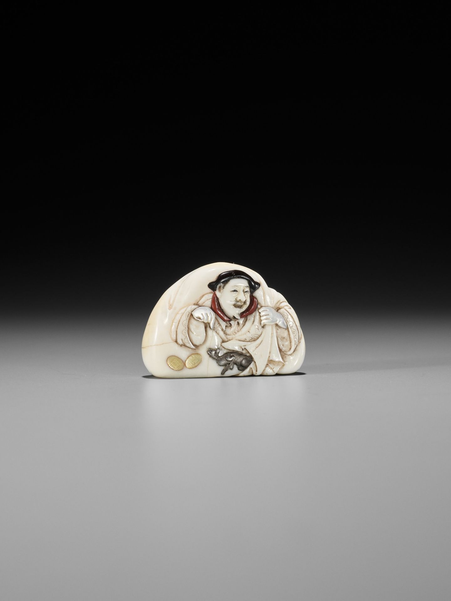 HOKOKU: A SHIBAYAMA-INLAID IVORY NETSUKE DEPICTING DAIKOKU - Image 8 of 11