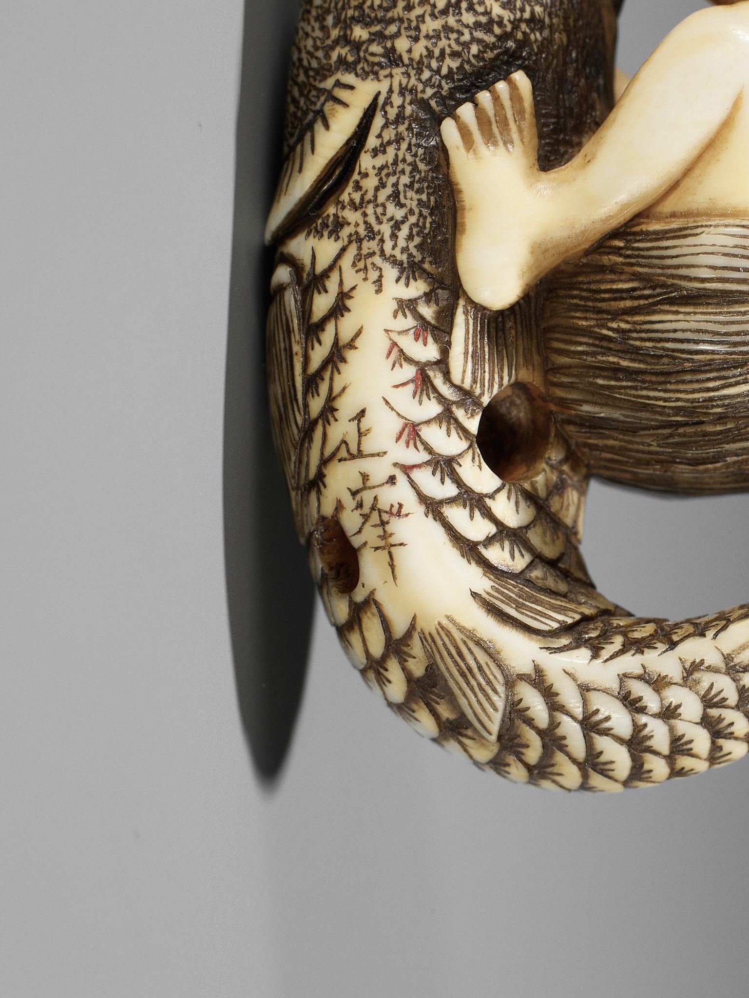 MASAMINE: A FINE OSAKA SCHOOL IVORY NETSUKE OF A FISHERMAN STRUGGLING WITH A HUGE CARP - Image 13 of 14