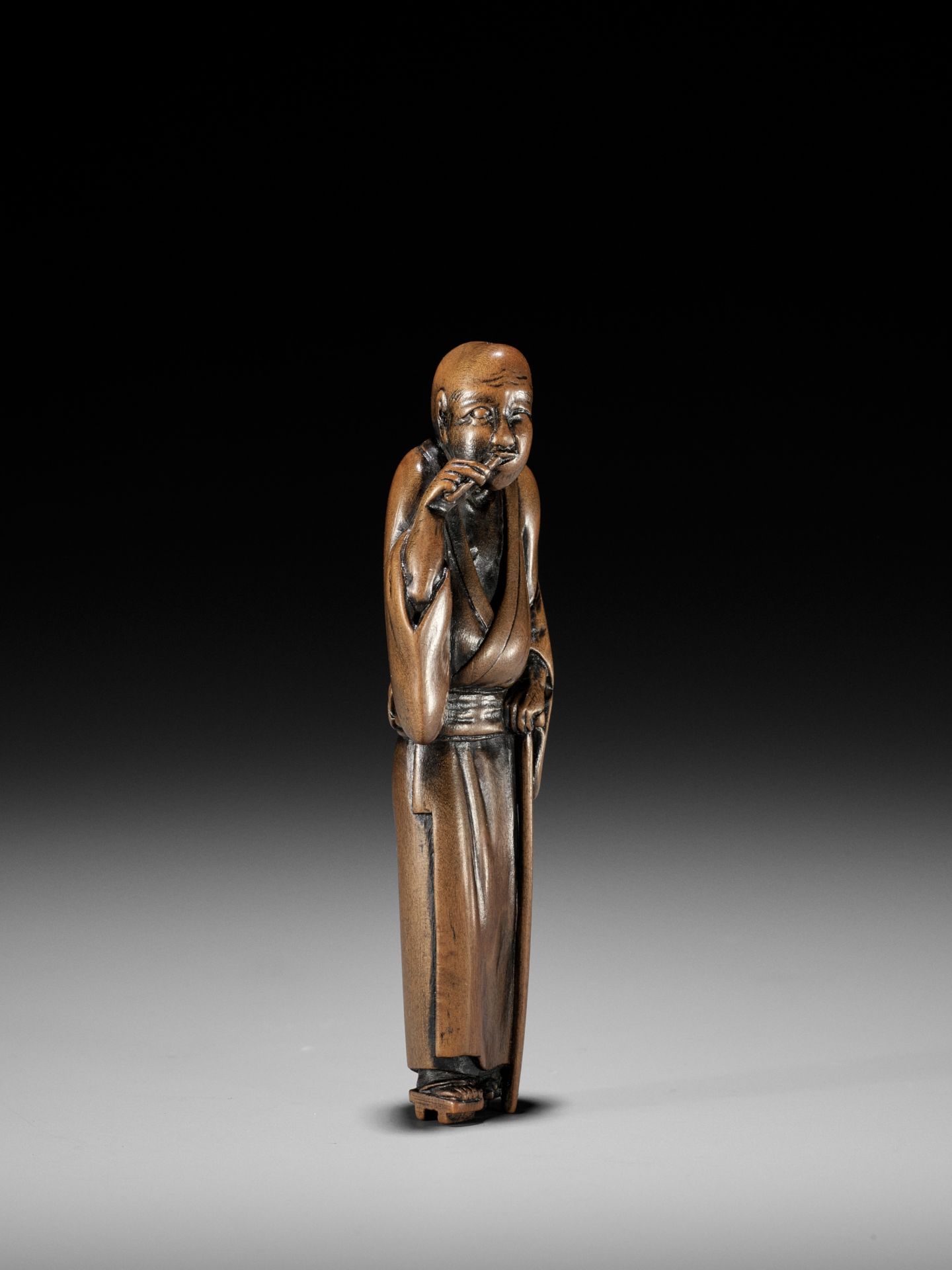 HOKYUDO ITSUMIN: A FINE WOOD NETSUKE OF A BLIND MAN CLEANING HIS TEETH - Image 9 of 13