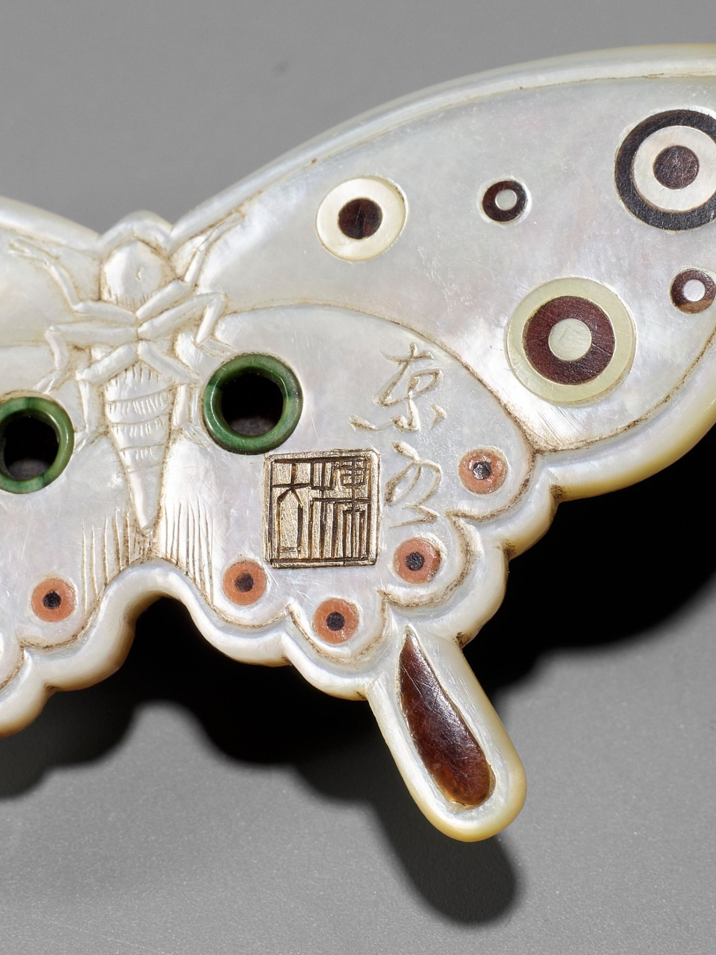 TOKOKU: A MASTERFUL MIXED MATERIAL NETSUKE OF A BUTTERFLY - Image 10 of 10