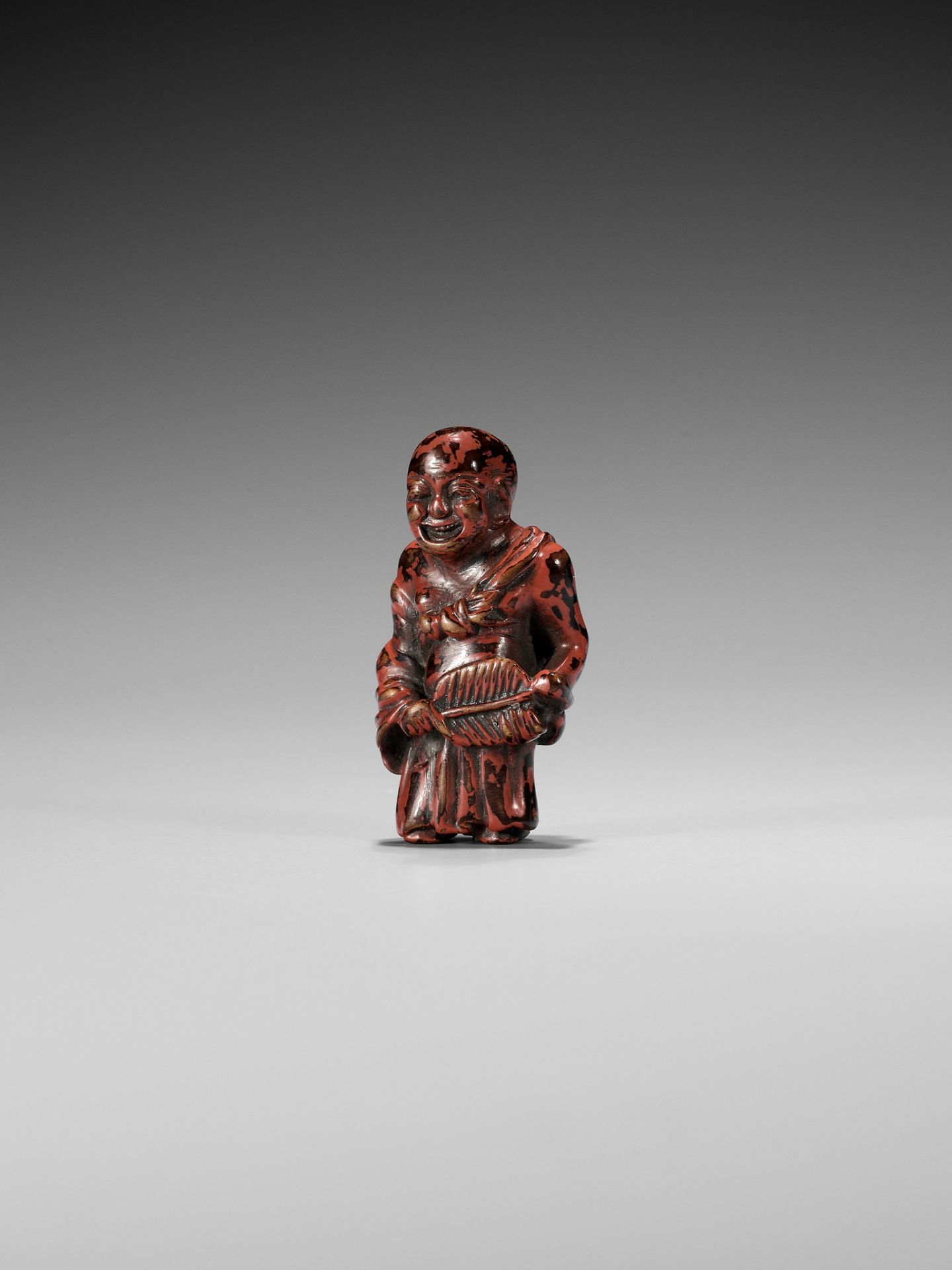 A NEGORO LACQUER NETSUKE OF HOTEI - Image 8 of 9