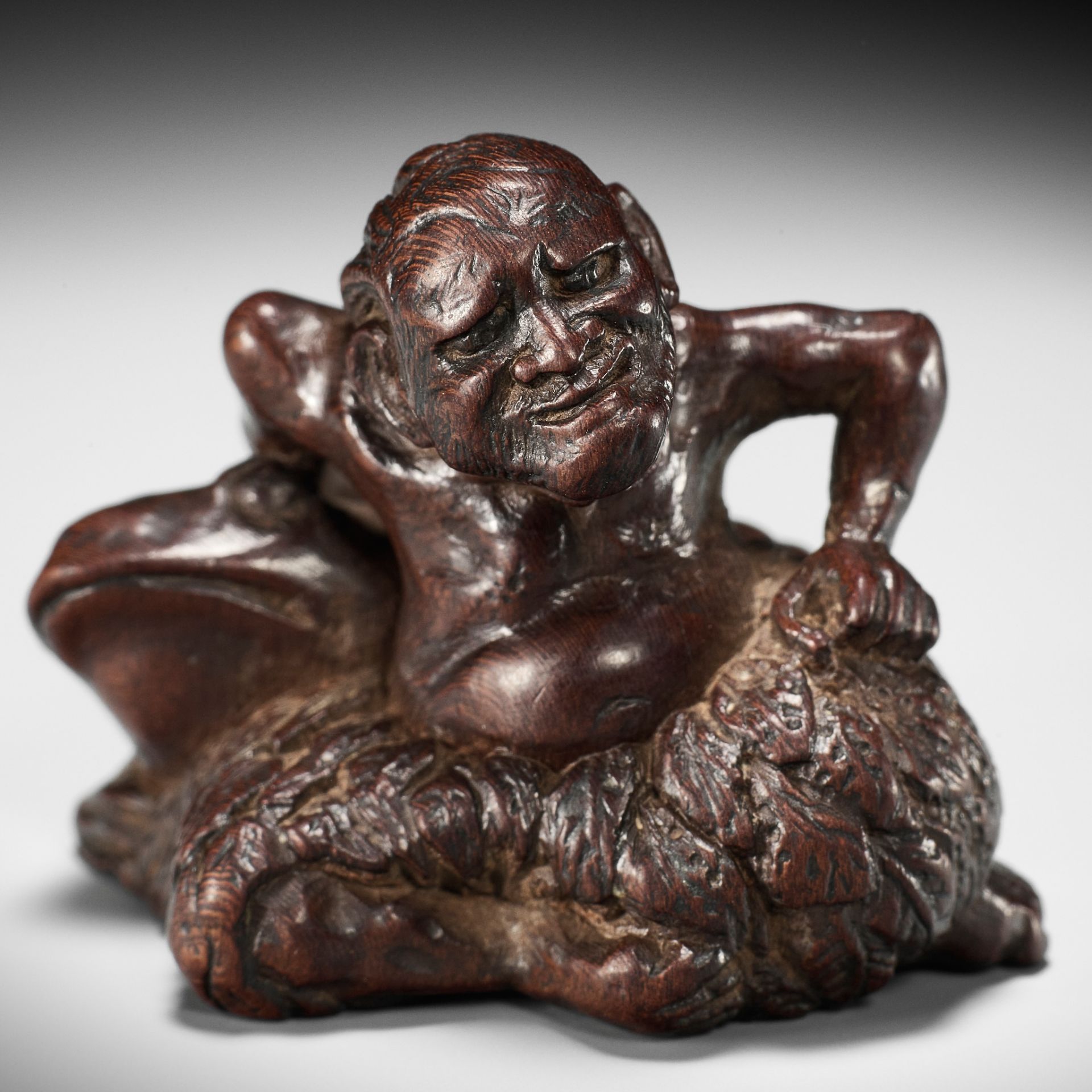 MIWA KATSUSUKE: A SUPERB WOOD NETSUKE OF GAMA SENNIN WITH HUGE TOAD