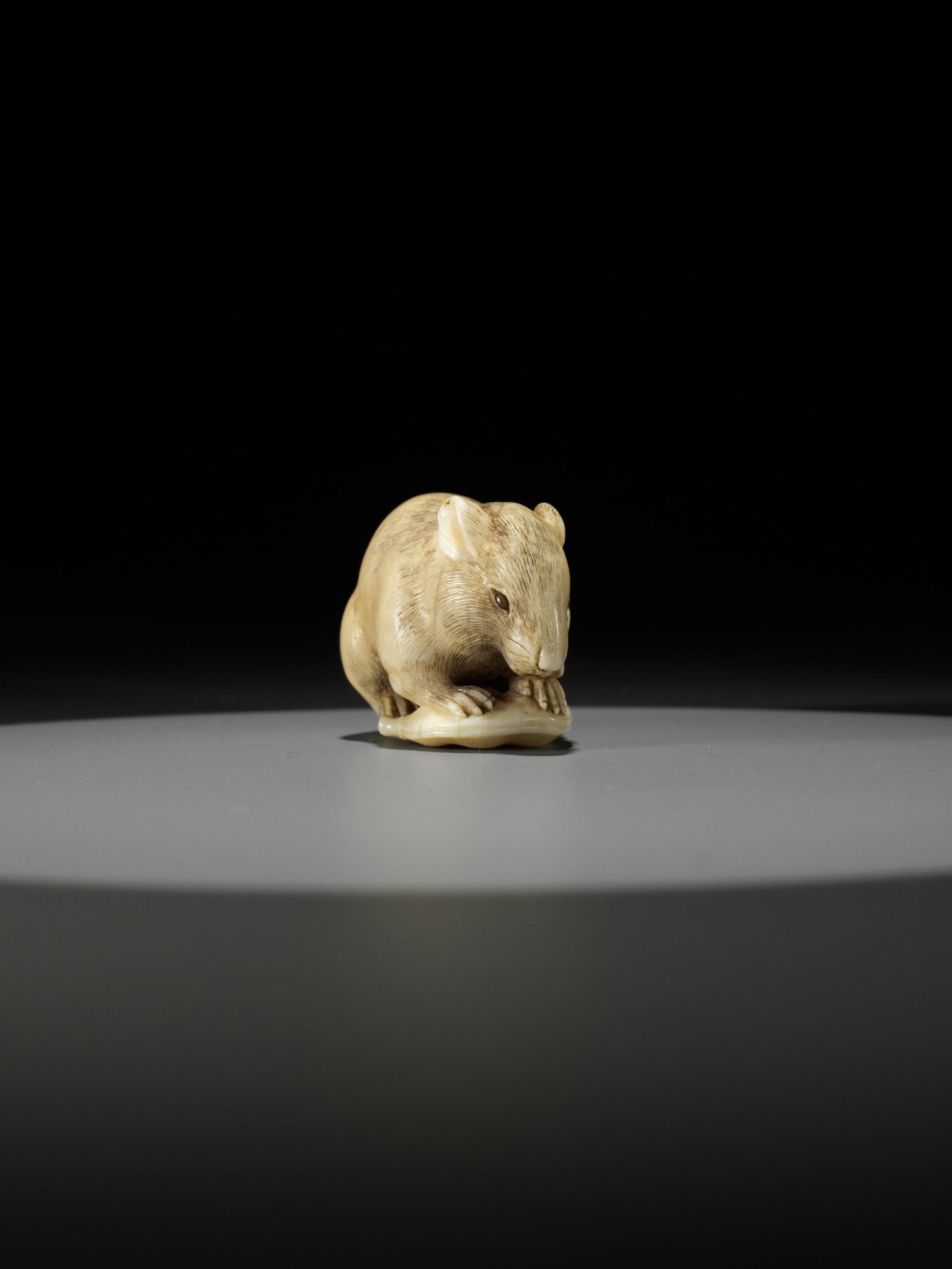 OKATOMO: A SUPERB IVORY NETSUKE OF A RAT WITH EDAMAME BEAN POD - Image 10 of 15