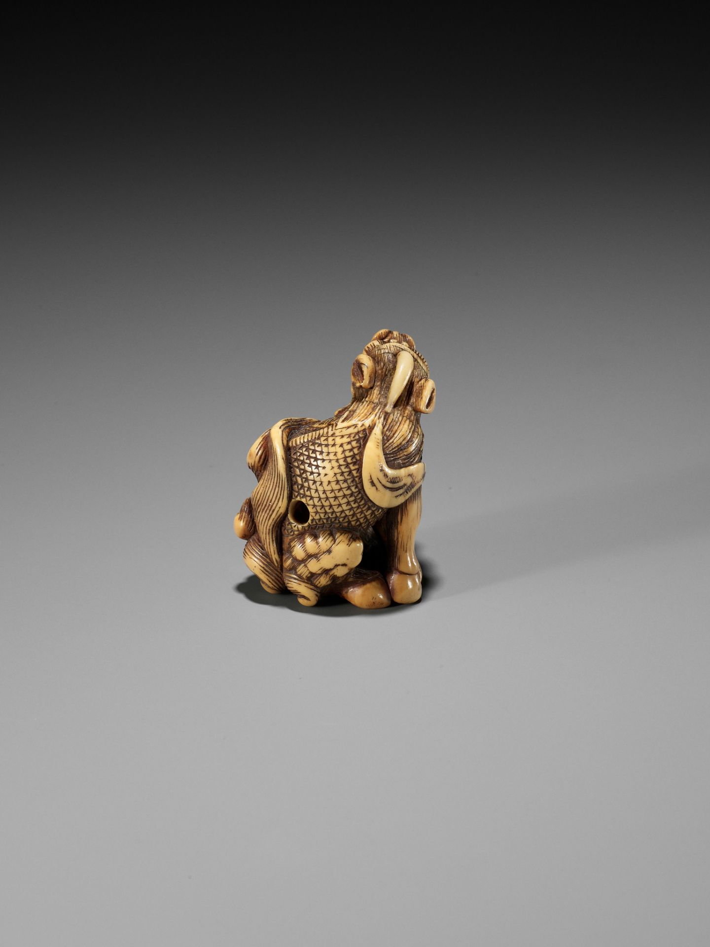 GYOKUZAN: AN IVORY NETSUKE OF A KIRIN - Image 9 of 14