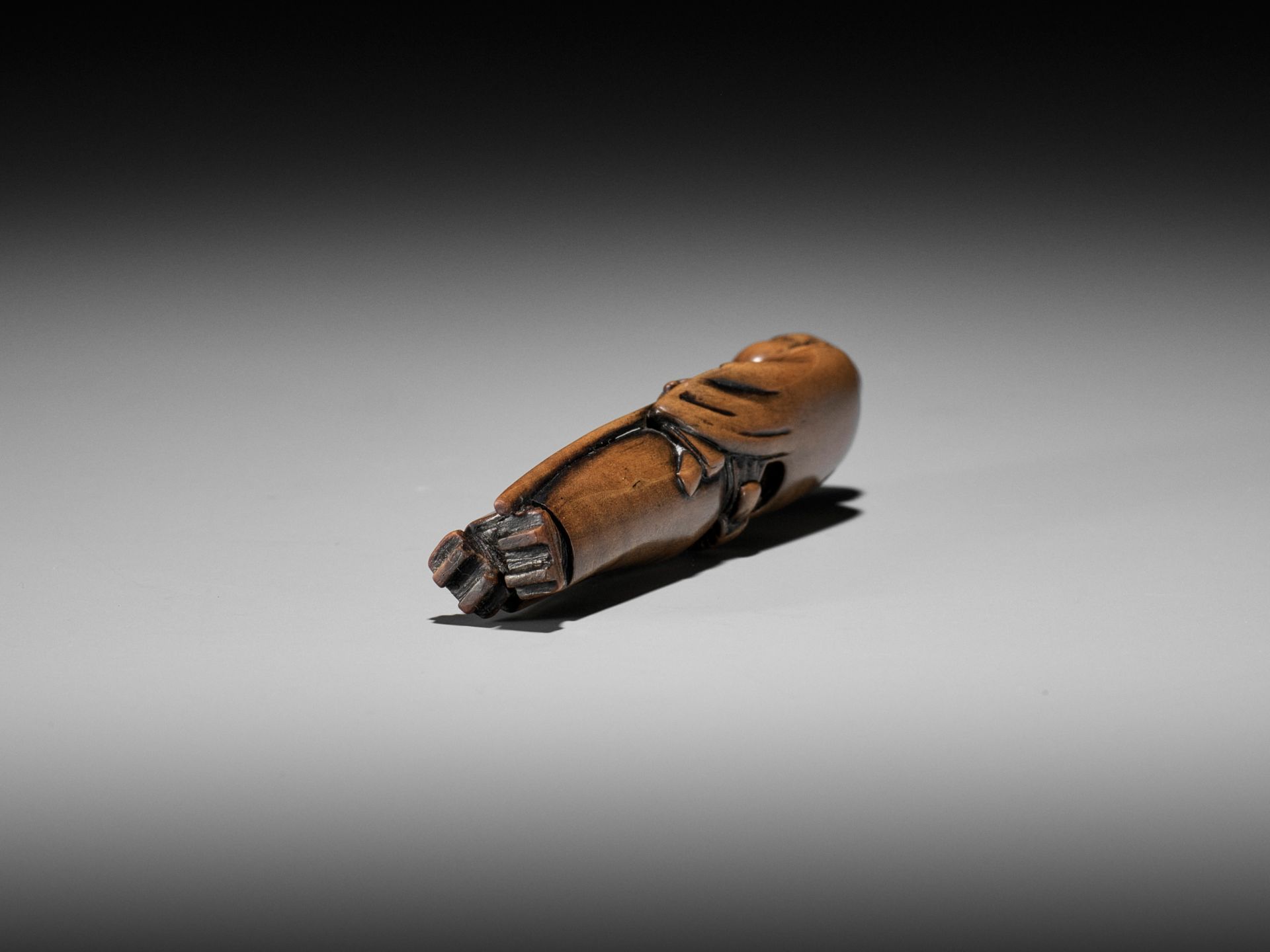 HOKYUDO ITSUMIN: A FINE WOOD NETSUKE OF A BLIND MAN CLEANING HIS TEETH - Image 13 of 13