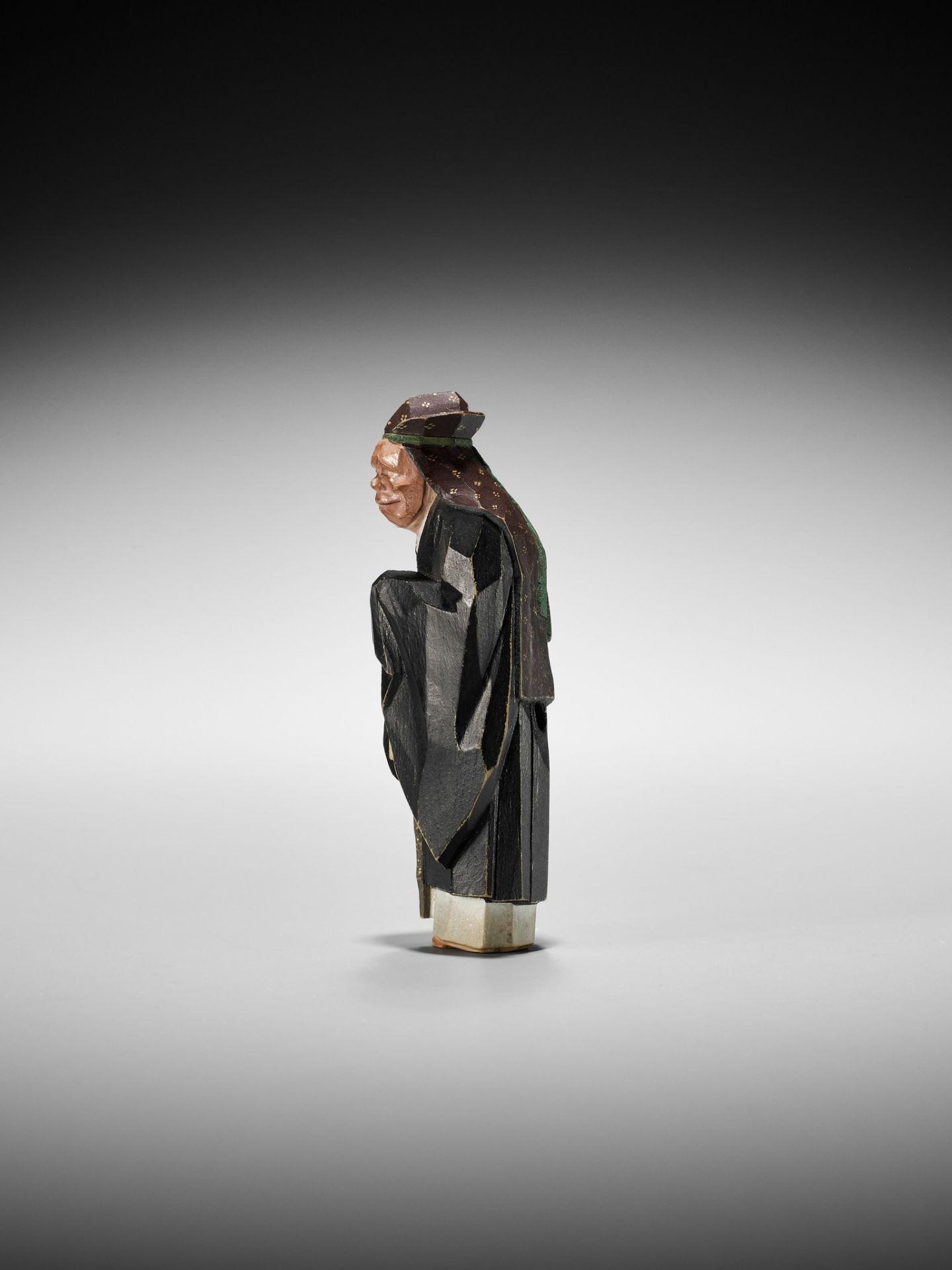 MORIKAWA TOEN: AN EXCEPTIONAL PAINTED WOOD NETSUKE OF AN ACTOR IN THE ROLE OF THE FOX PRIEST - Image 12 of 17