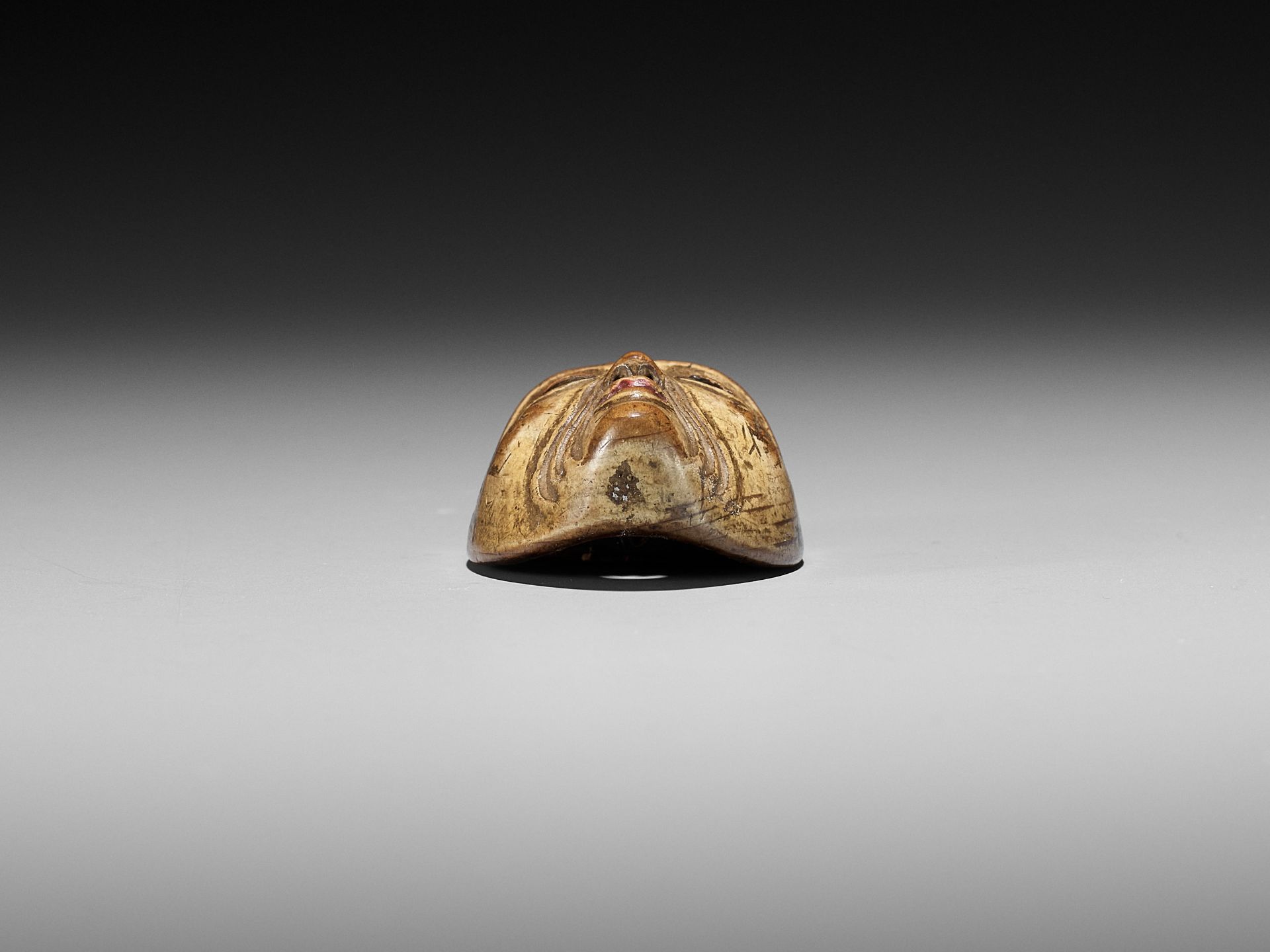 A LACQUERED WOOD MASK NETSUKE OF KOJO - Image 10 of 10