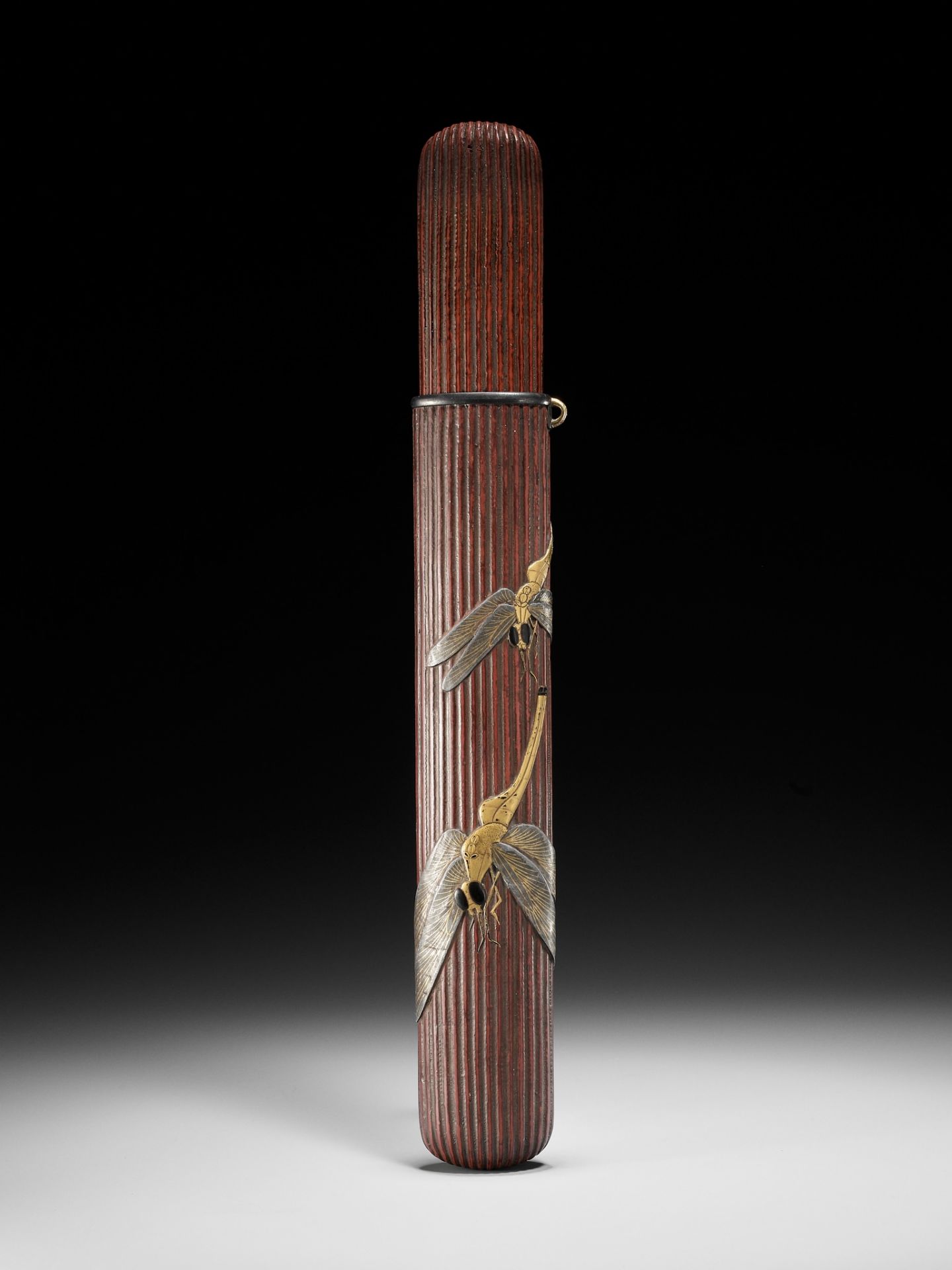 A LARGE AND RARE RINPA-STYLE INLAID AND LACQUERED KISERUZUTSU DEPICTING DRAGONFLIES - Image 2 of 9