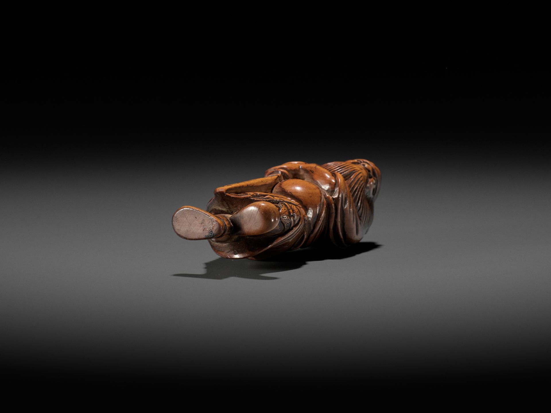 A GOOD WOOD NETSUKE OF SHOKI - Bild 9 aus 10