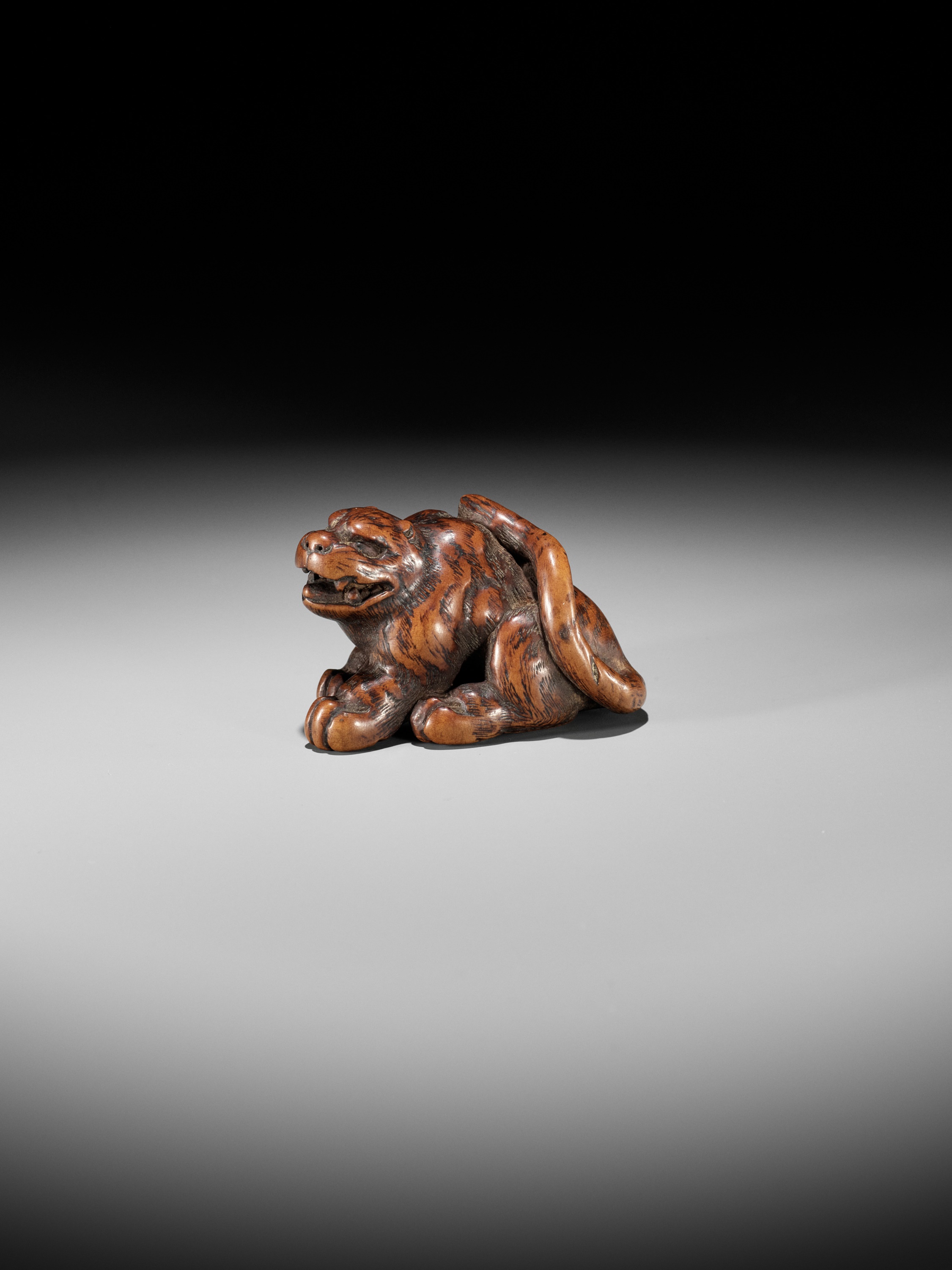 KOKEI: A WOOD NETSUKE OF A TIGER - Image 13 of 15